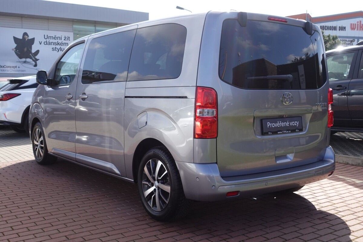 Toyota Proace Verso, 2.0L Diesel 144 PS 5D L1 6 MT - fotka 6