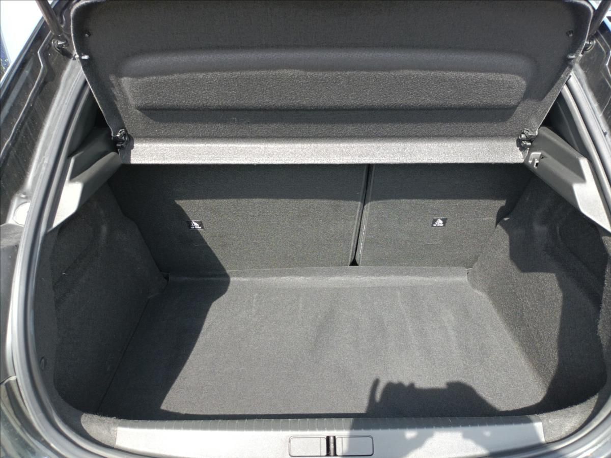 Peugeot 208, Allure Hybrid 100 e-DCS6 - fotka 6