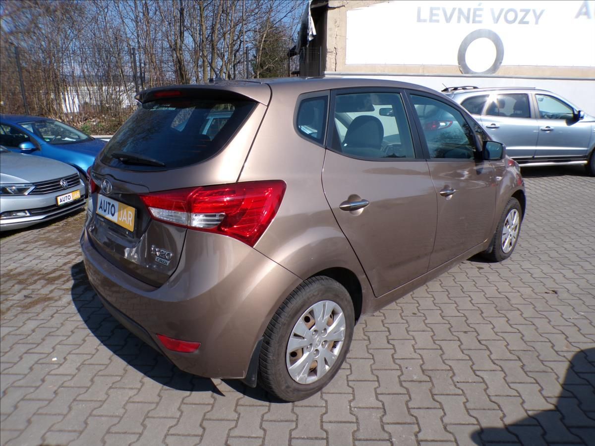Hyundai ix20, 1,4 CRDi 16V - fotka 5