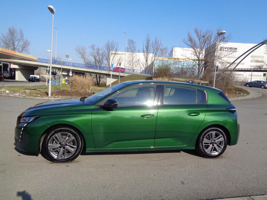 Peugeot 308, 1.2 KOUPENO ČR,1.MAJITEL - fotka 2