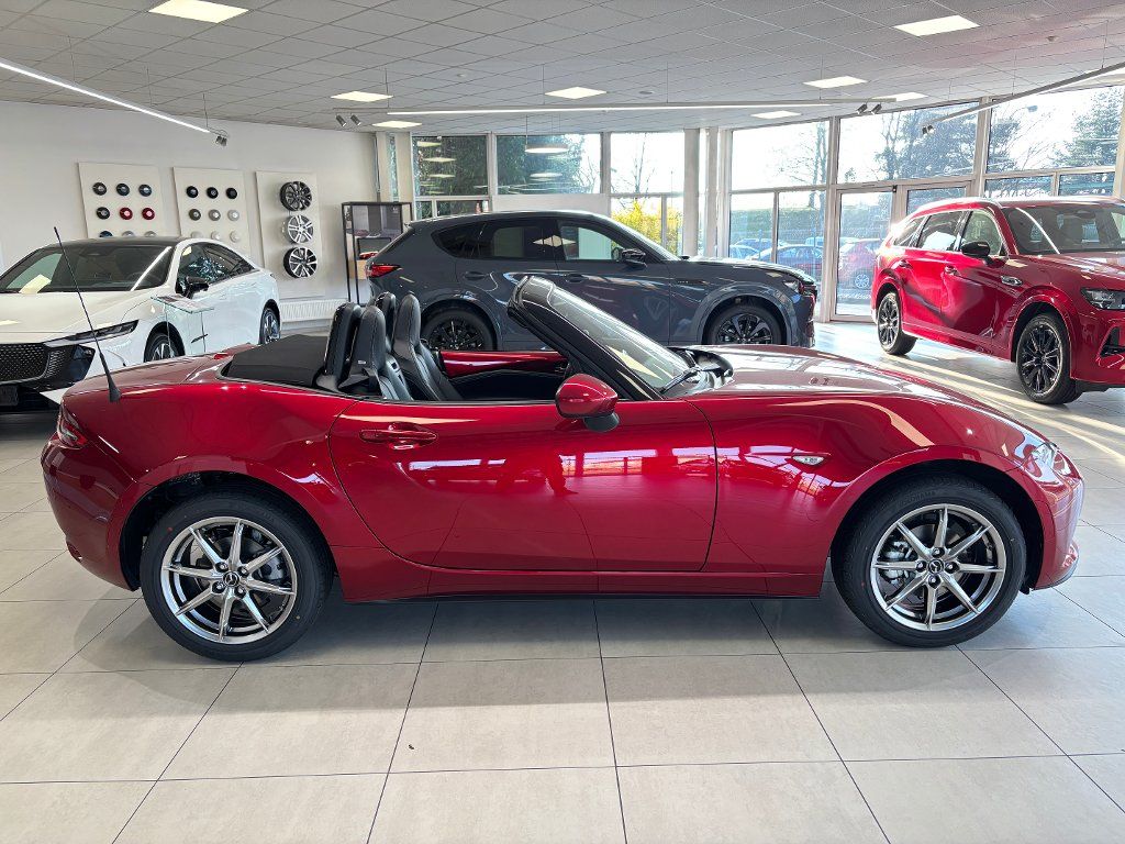 Mazda MX-5, SOFT TOP 1,5sky-G 132k Exclusi - fotka 3