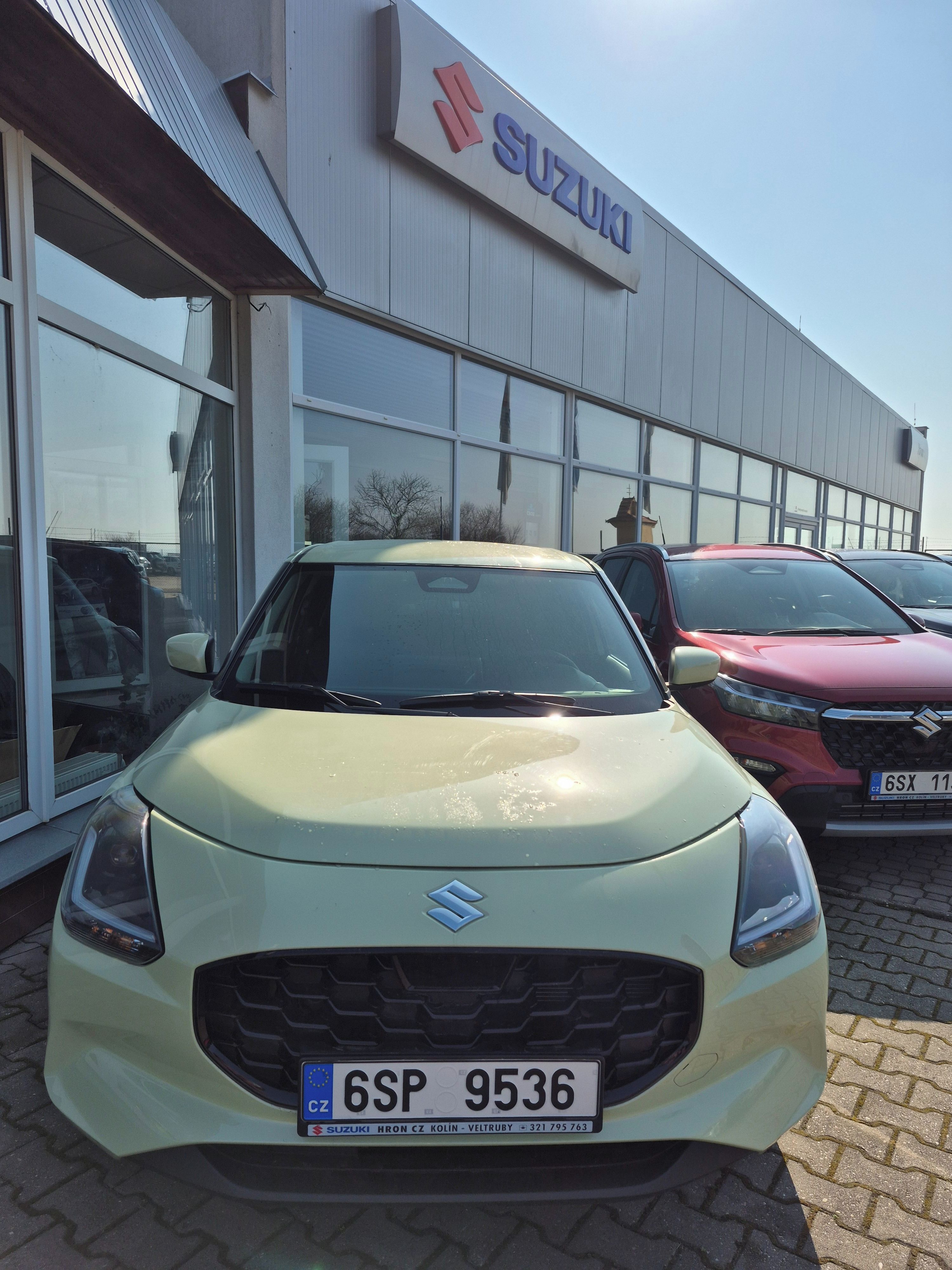 Suzuki Swift, Premium 4x4 AllGrip - fotka 3