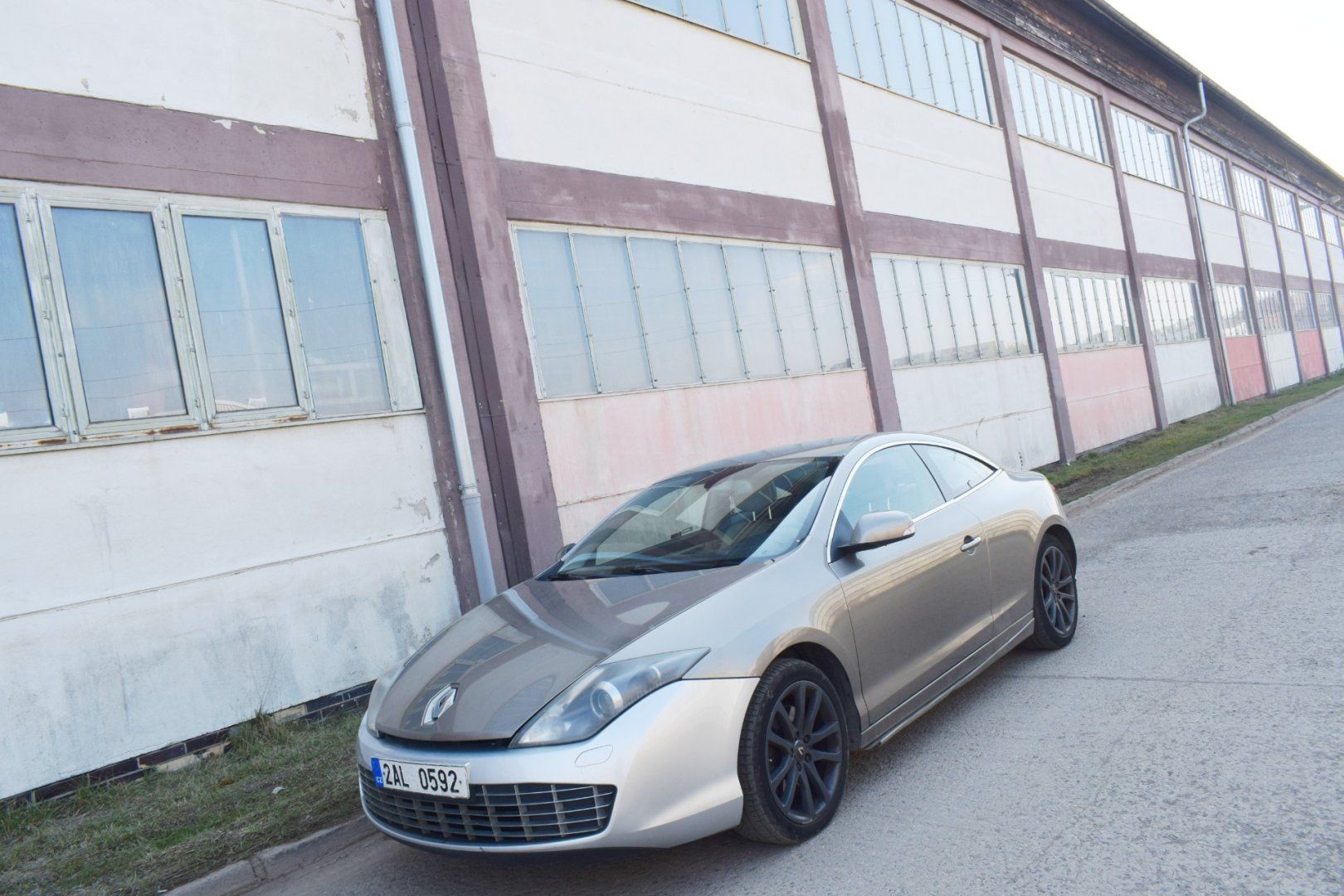 Renault Laguna, KUPÉ 3.0DCi INITIALE/KŮŽE/AUT. - fotka 2