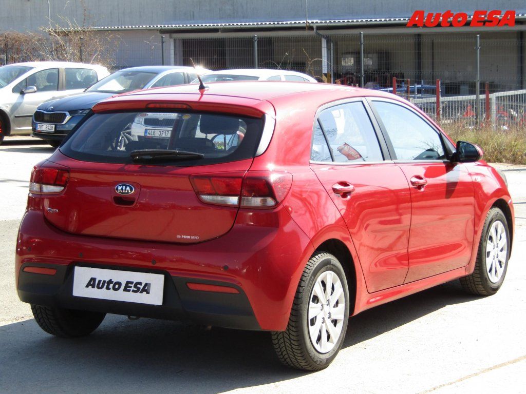 Kia Rio, 1.2i,ČR - fotka 4