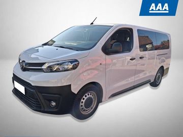2.0 D-4D, Kombi, 8 míst, L2