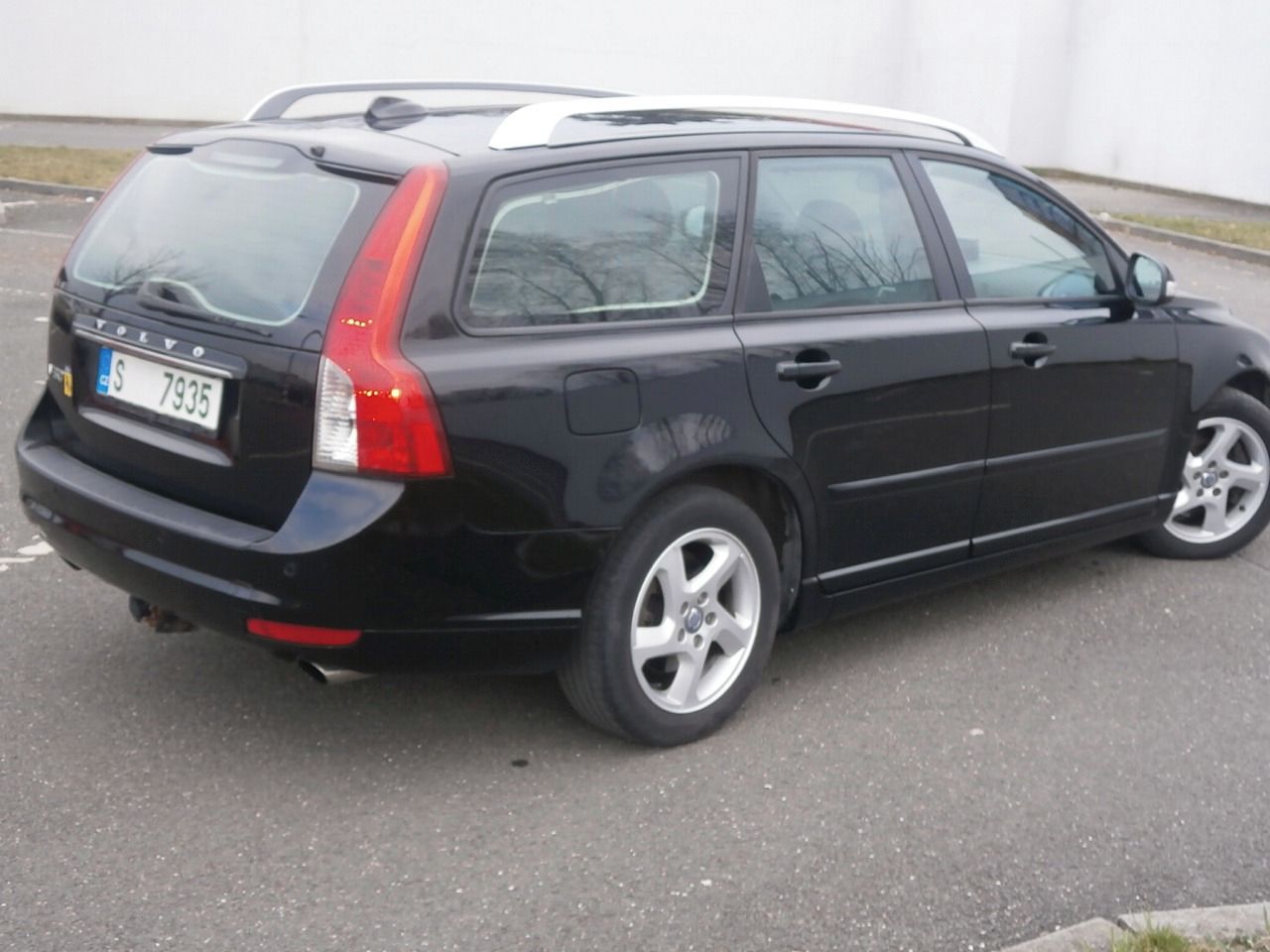 Volvo V50, 2,0 D4  110KW TAZNE SERVISKA - fotka 6