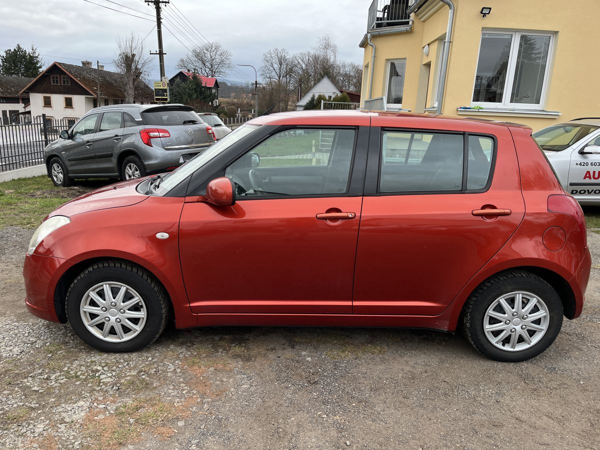 Suzuki Swift, PĚKNÁ CENA i STAV - fotka 2