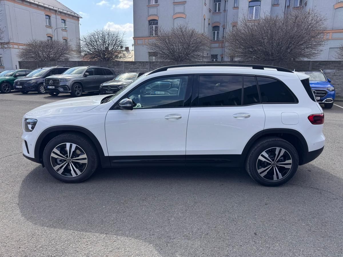 Mercedes-Benz GLB, 200 d 4MATIC - fotka 4