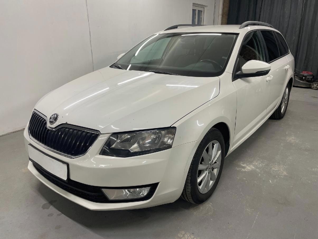 Škoda Octavia, 2,0TDi-110kw-DSG-prav - servis