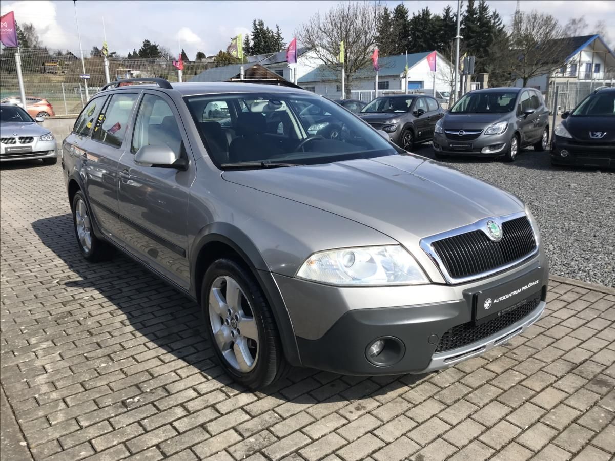 Škoda Octavia, 2,0   Scout 4x4 - fotka 2