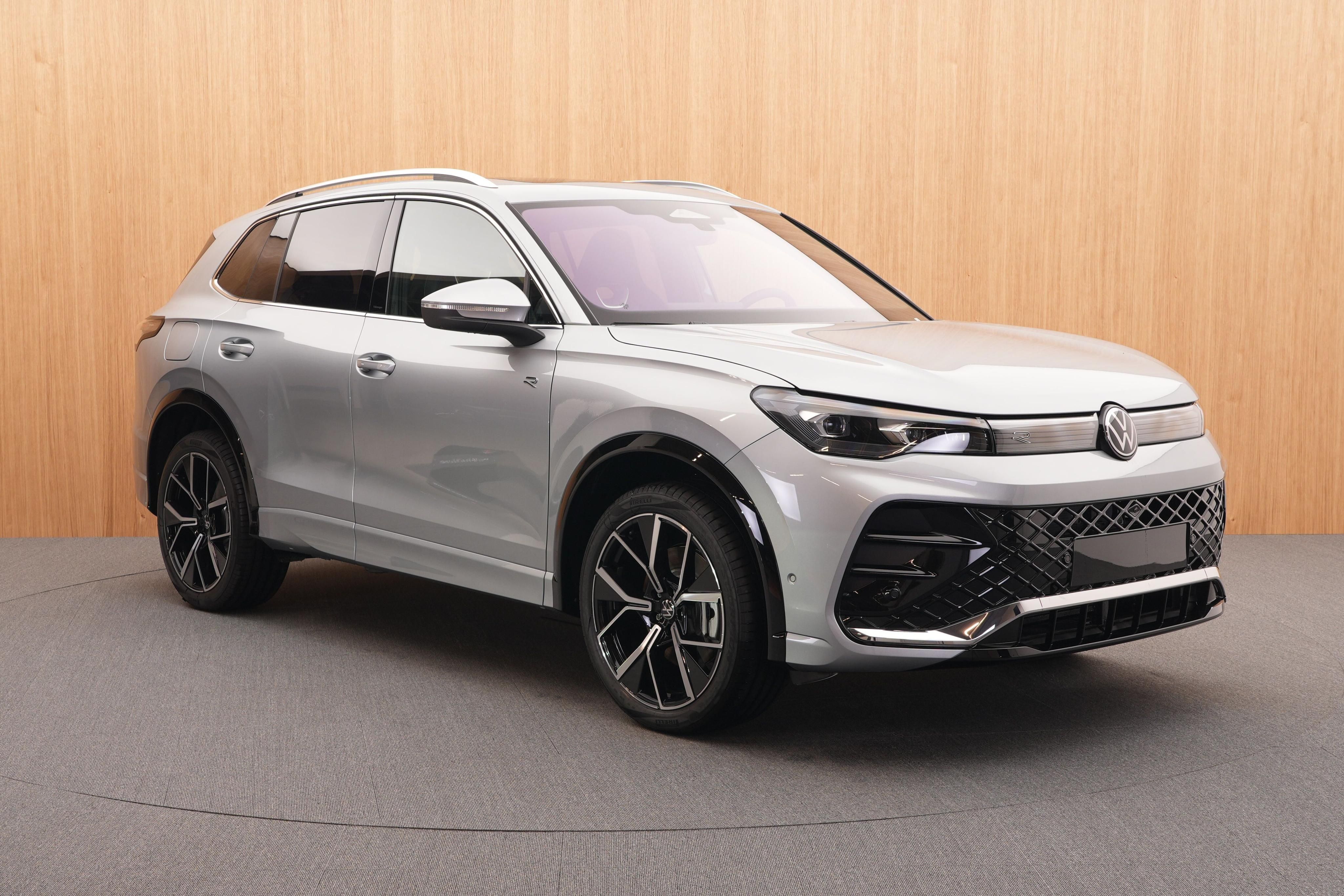 Volkswagen Tiguan, R-Line People Hybrid DSG - fotka 6