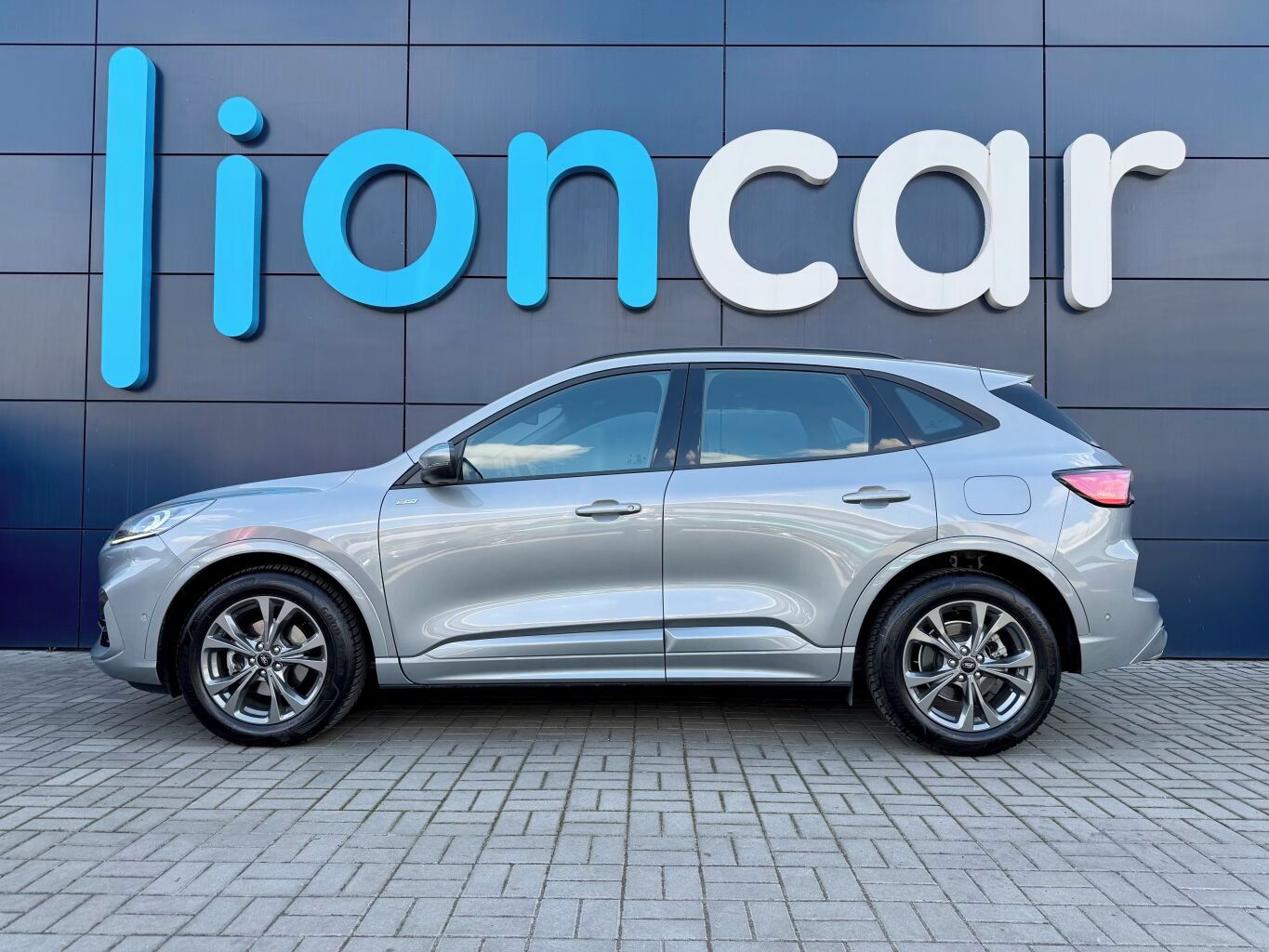 Ford Kuga, 2.0 ST LINE, Automat, Tažné - fotka 4