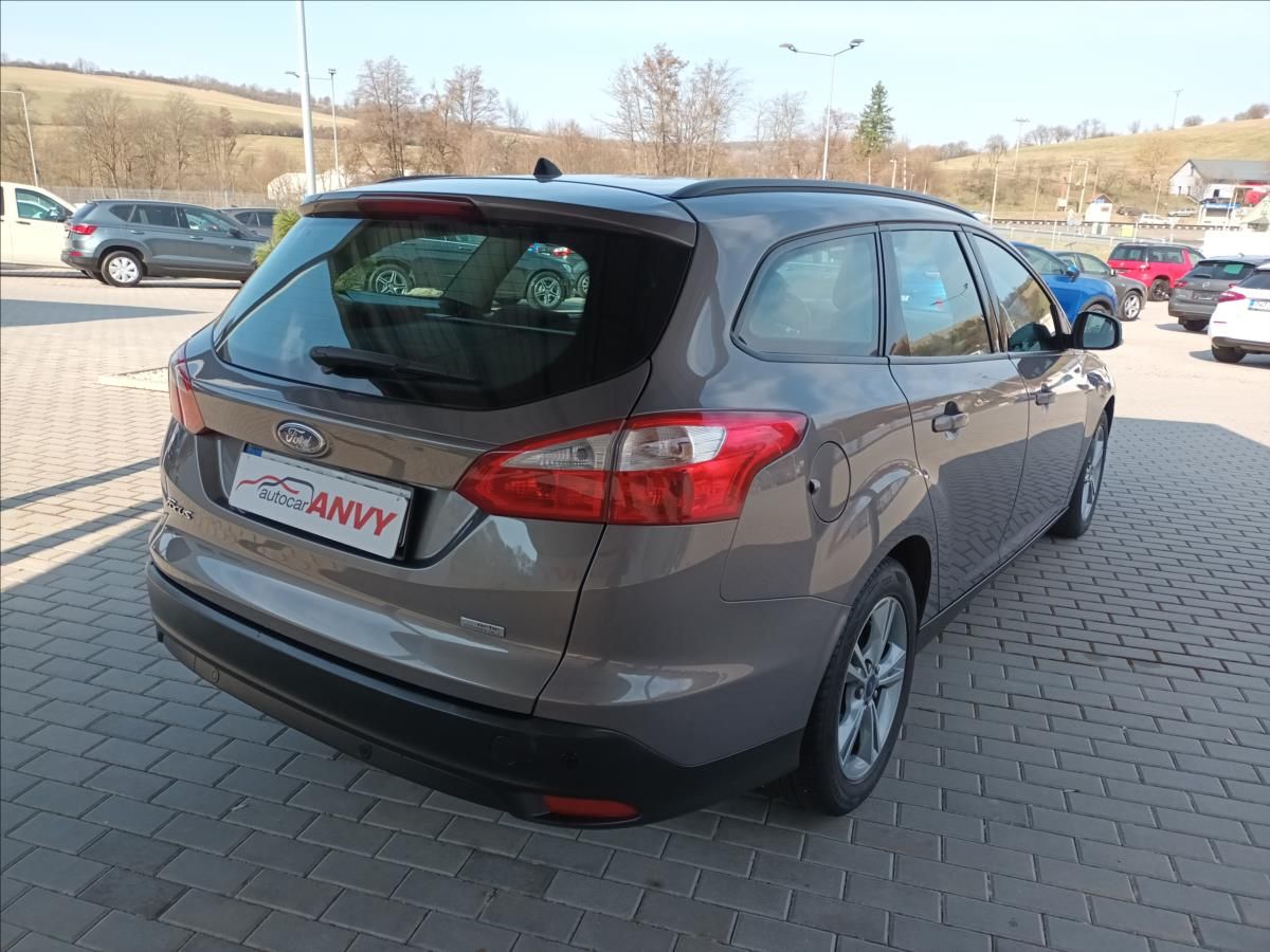 Ford Focus, 1,0 EcoBoost-92kW,KLIMA,PARKIN - fotka 5