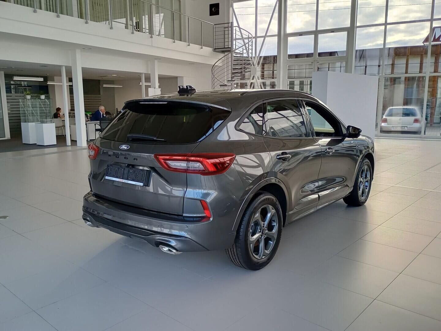 Ford Kuga, 1,5 EcoBoost 137 kW - fotka 5