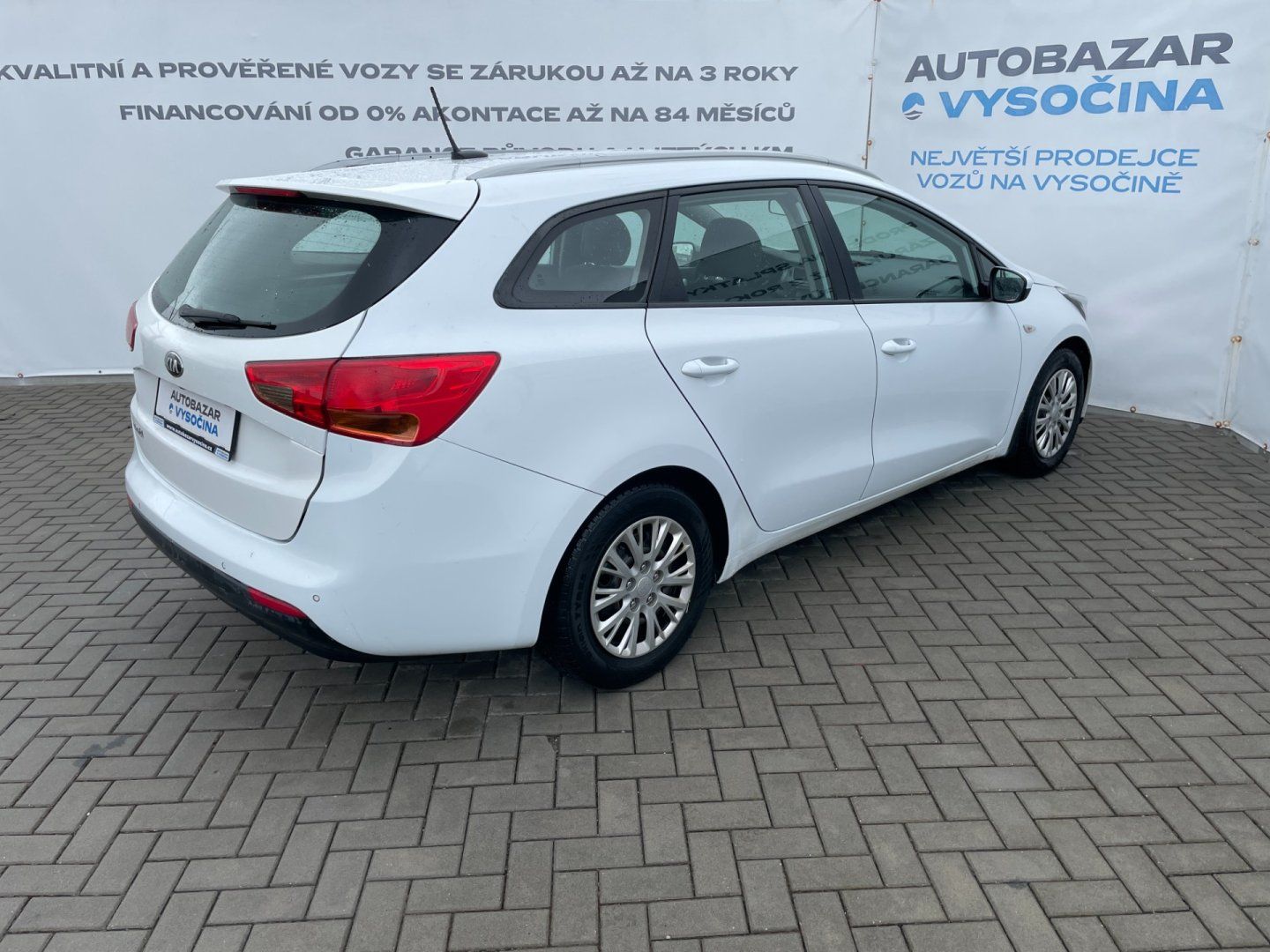 Kia Cee´d, SW 1.4CRDi Climatronic! Navi! - fotka 4