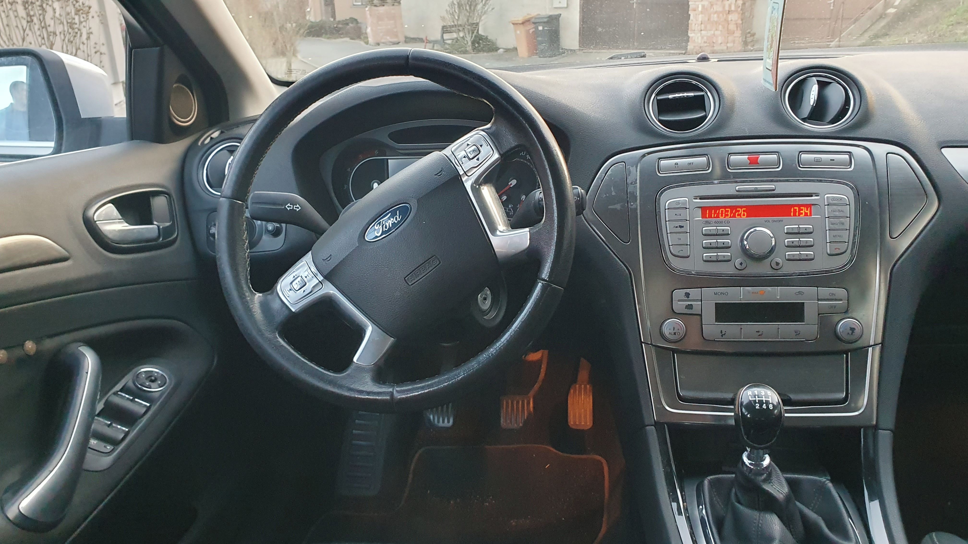Ford Mondeo, Kombi 2.0 TDI 103 kw - fotka 6