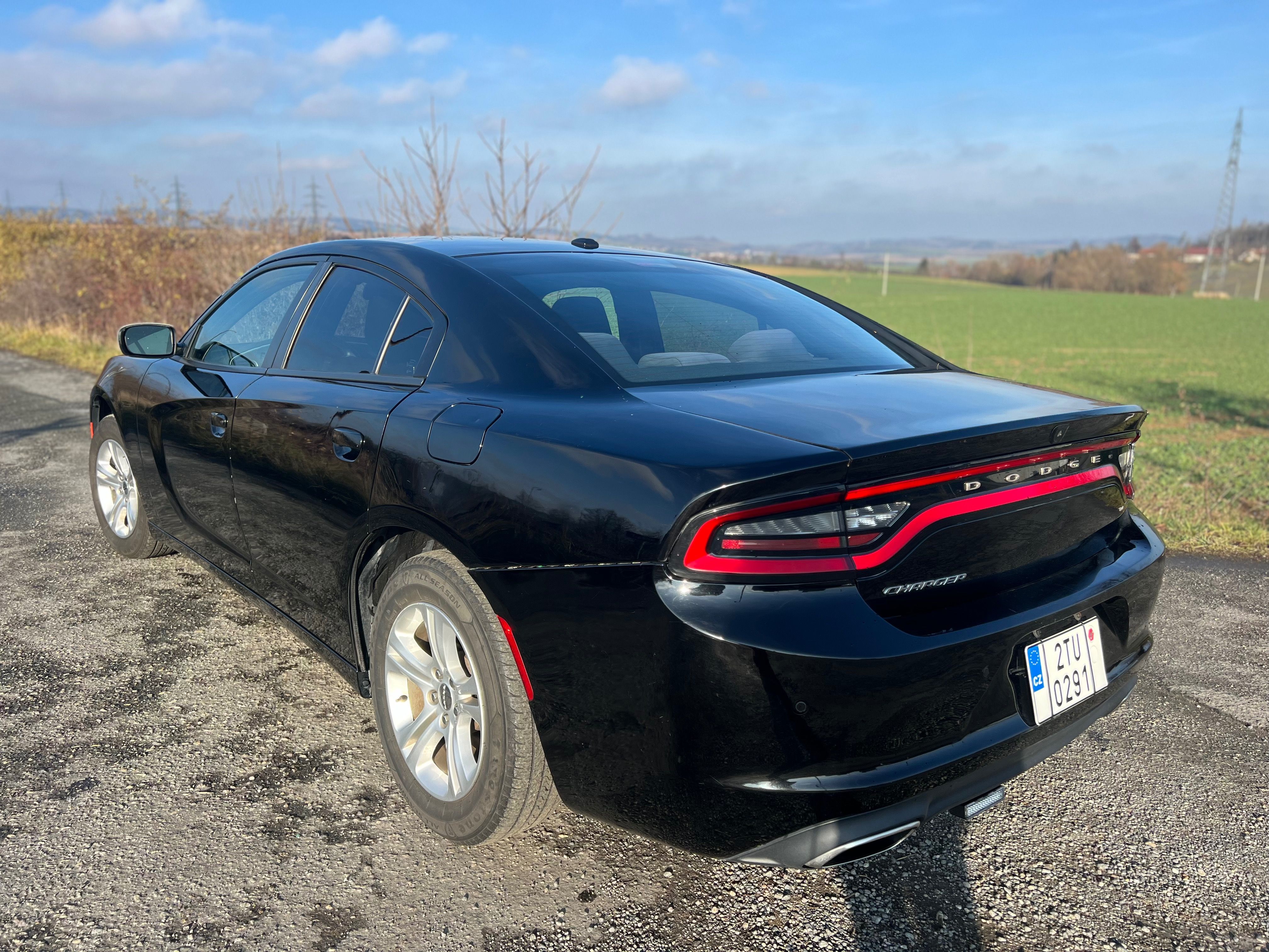 Dodge Charger, Dodge Charger V6 - fotka 3