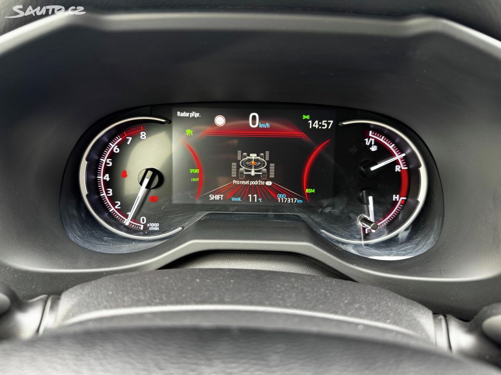 Toyota Rav4, fotka 12