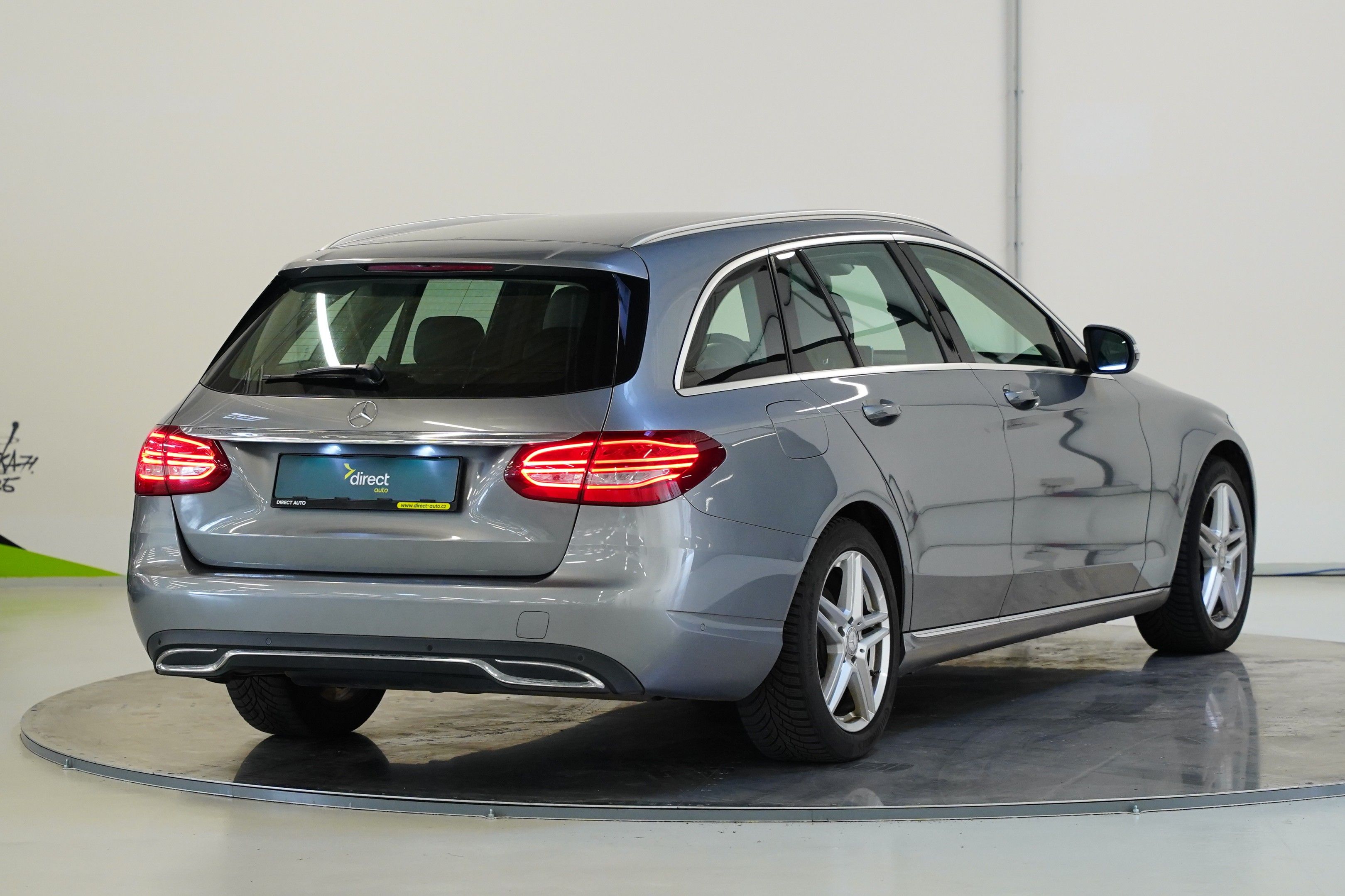 Mercedes-Benz Třídy C, 250 CDI 150 kW Avantgarde - fotka 2