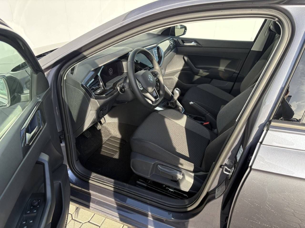 Volkswagen Polo, People 5G 1,0TSI - fotka 5