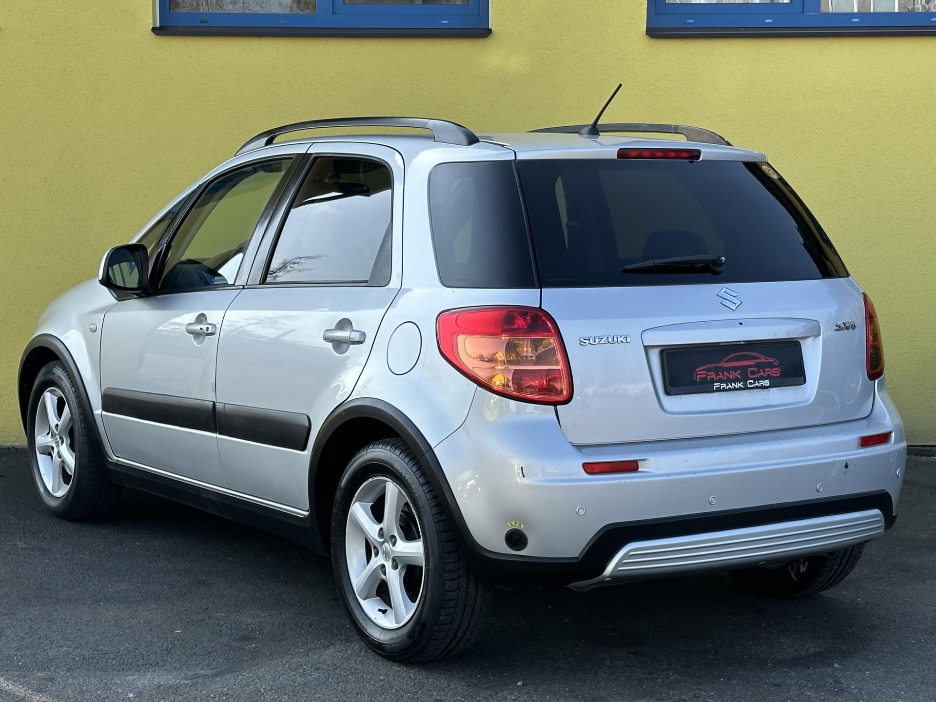 Suzuki SX4, 1.6/79kW+LPG*KLIMA*4x2*ČR - fotka 3
