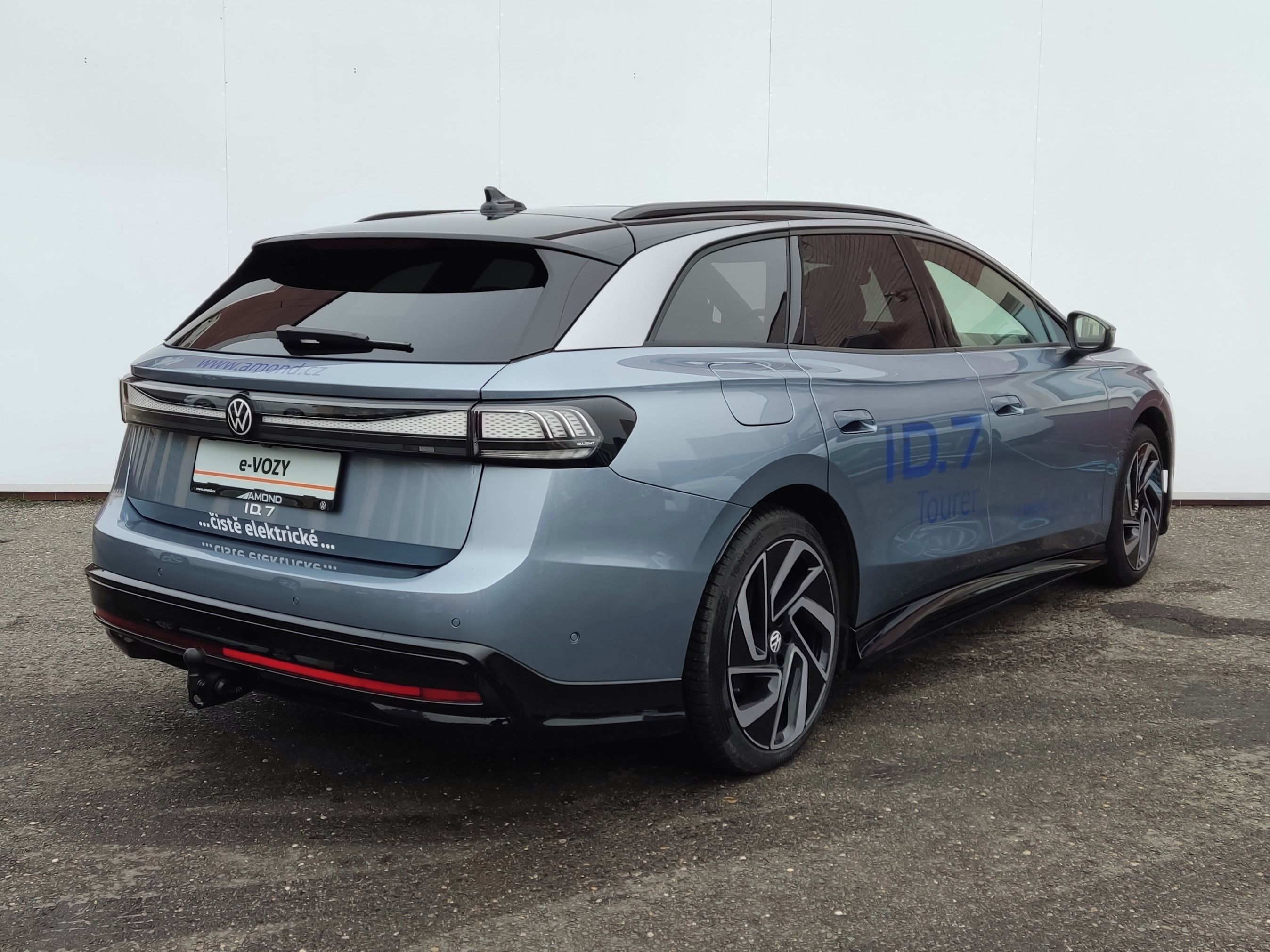 Volkswagen ID.7 Tourer, 210 kW 86 kWh Pro S People - fotka 2