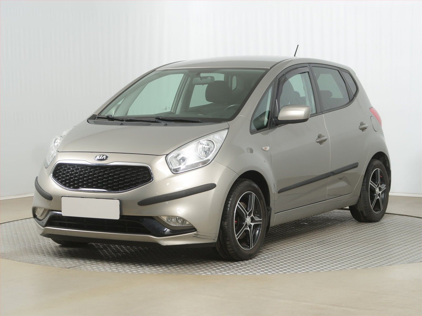Kia Venga, 1.6 CVVT, NOVÁ CENA - fotka 2