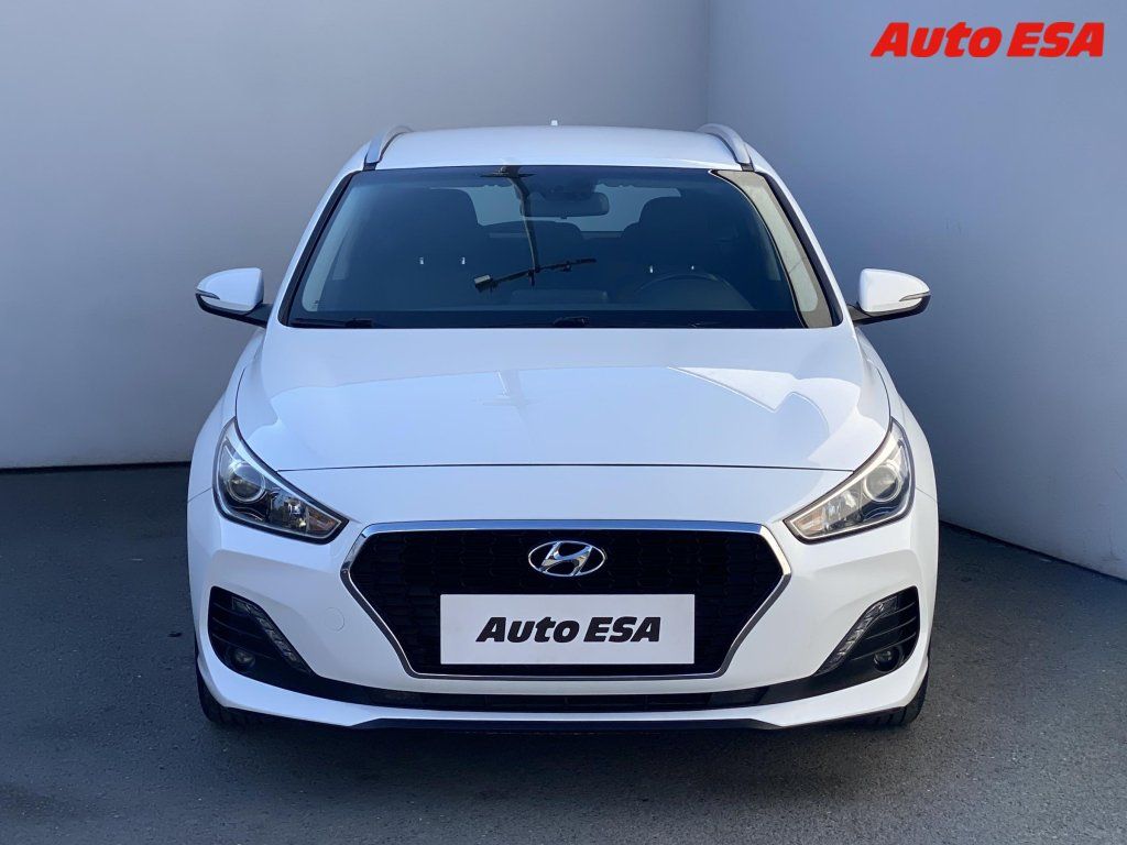 Hyundai i30, 1.6 CRDi SW,1.maj,ČR - fotka 2