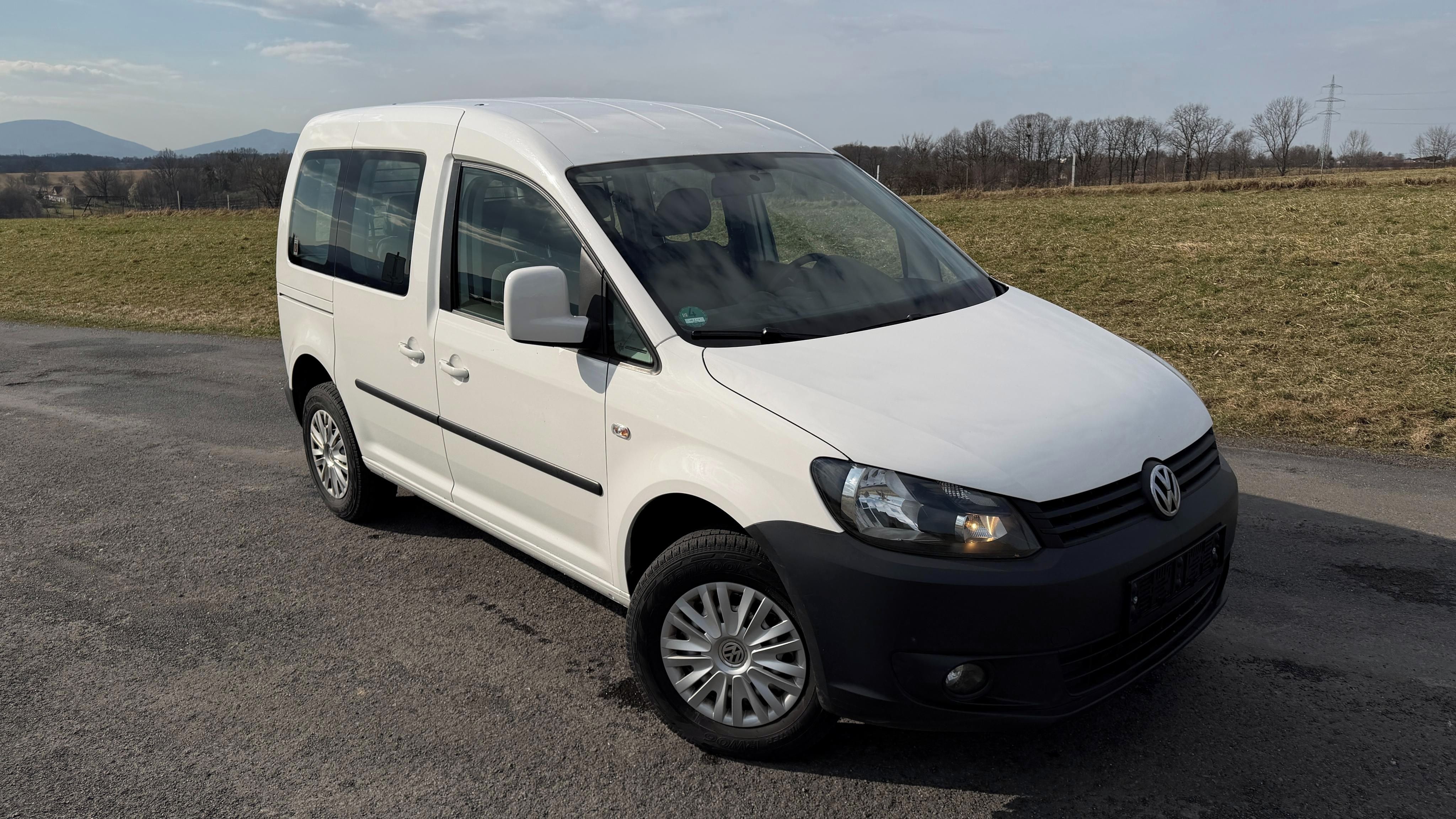 Volkswagen Caddy, 2.0TDI 4motion /4x4,webasto,M1 - fotka 4