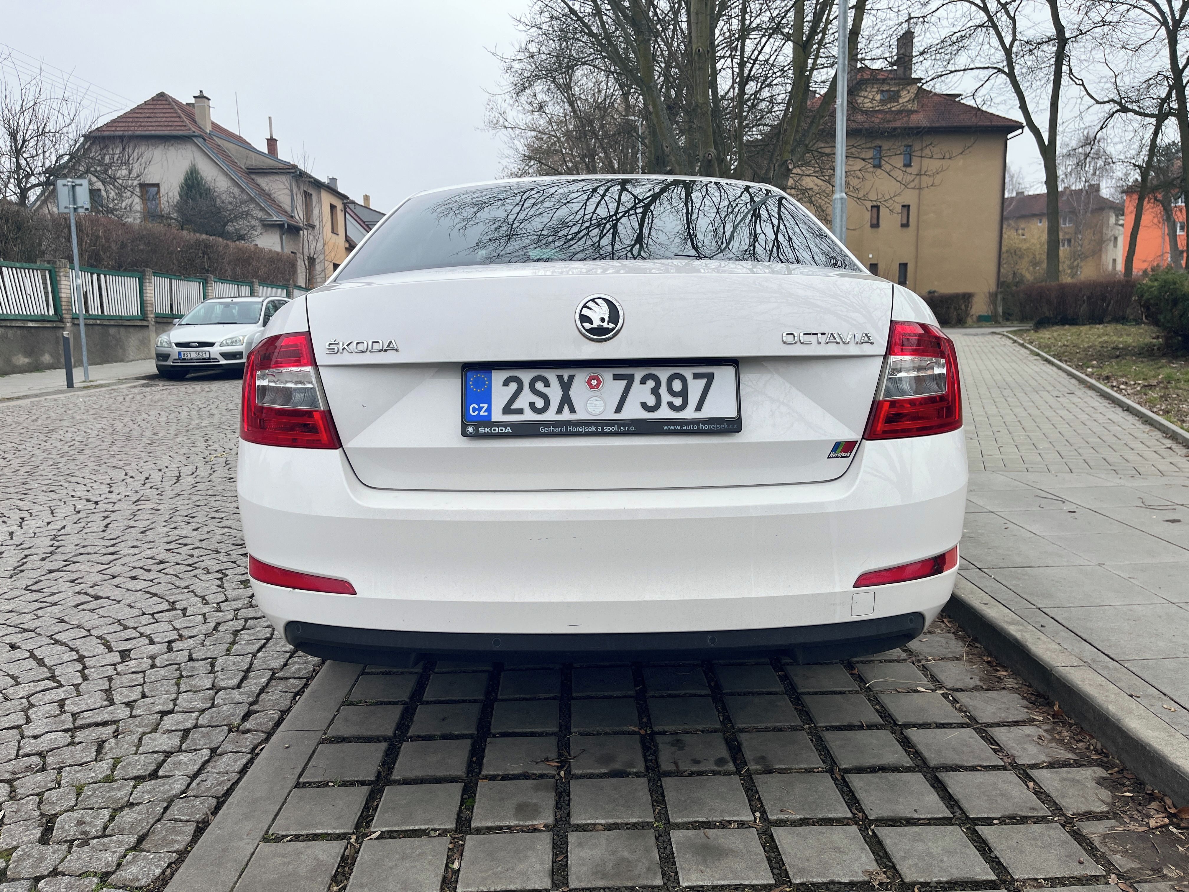 Škoda Octavia, Škoda Octavia 1.6 TDI - fotka 4