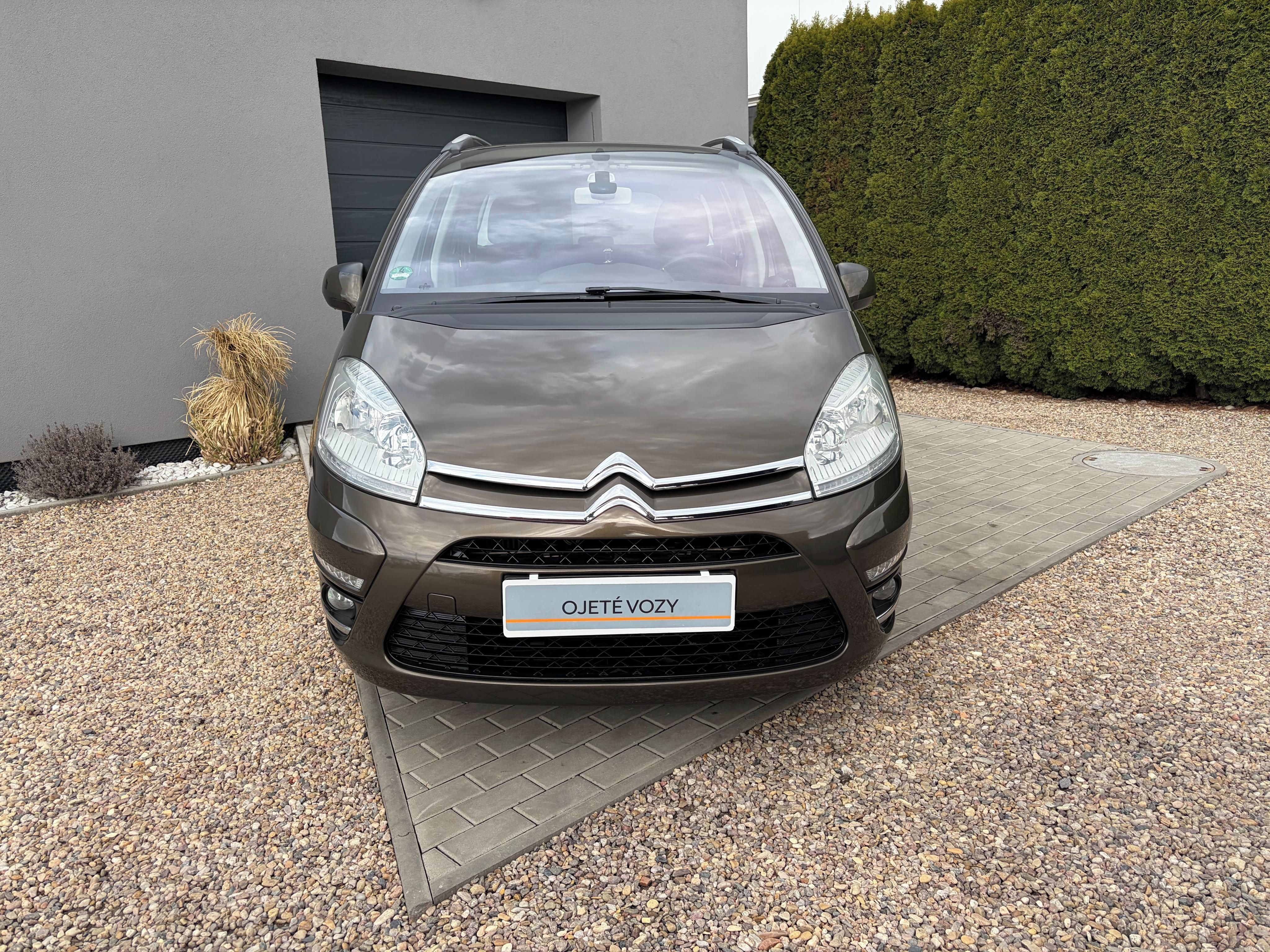 Citroën Grand C4 Picasso, 1.6 115KW AUTOMAT, Tažné - fotka 2