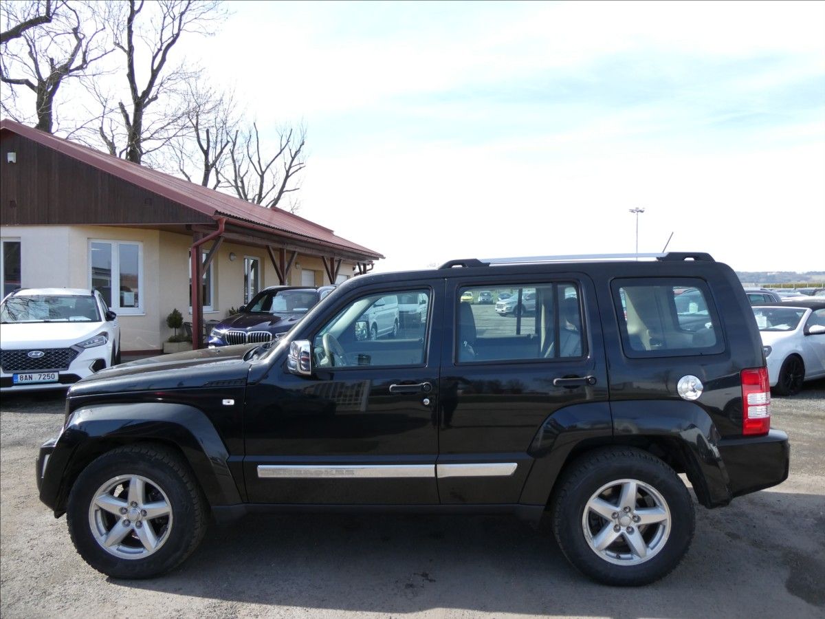 Jeep Cherokee, 3,7 L 151kW 4x4, automat - fotka 5
