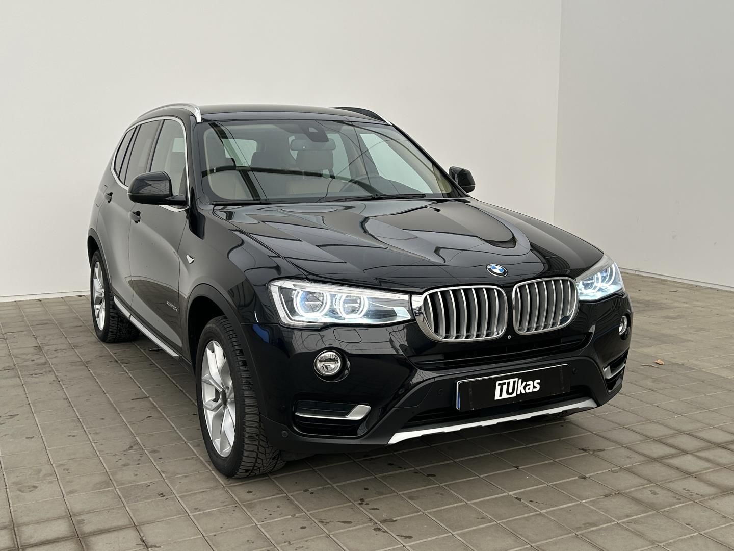 BMW X3, 2.0D 140kW 4x4  XLINE - fotka 3