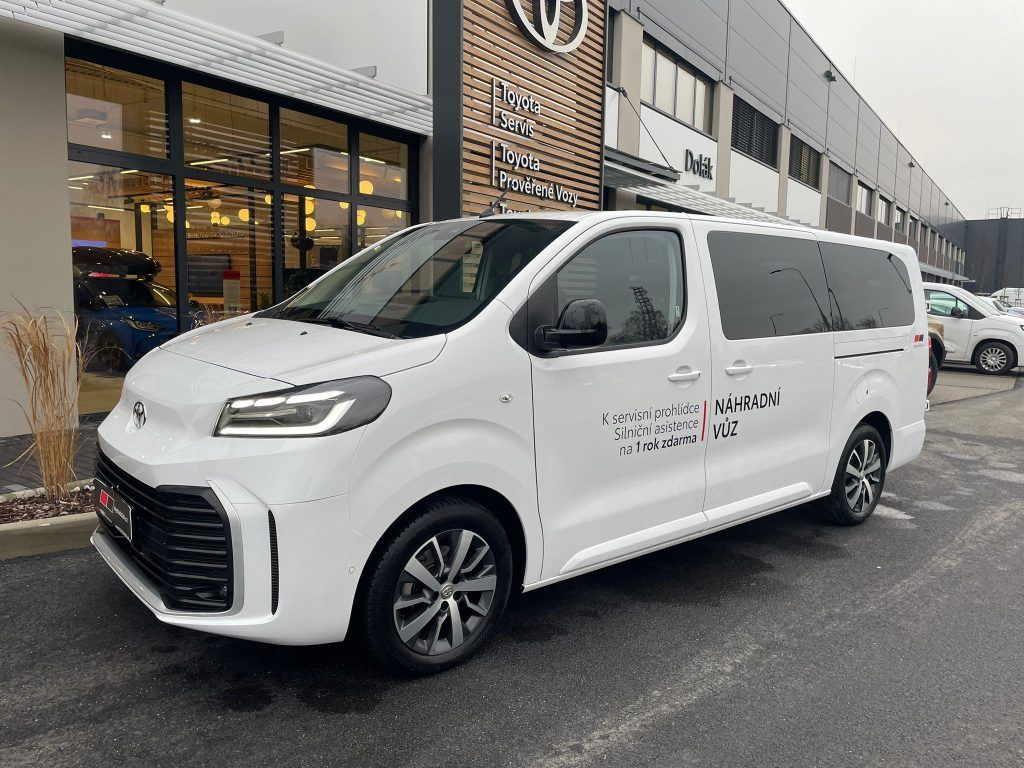 Toyota Proace Verso, 2.0D-4D 144HP M/T Business 8S - fotka 2