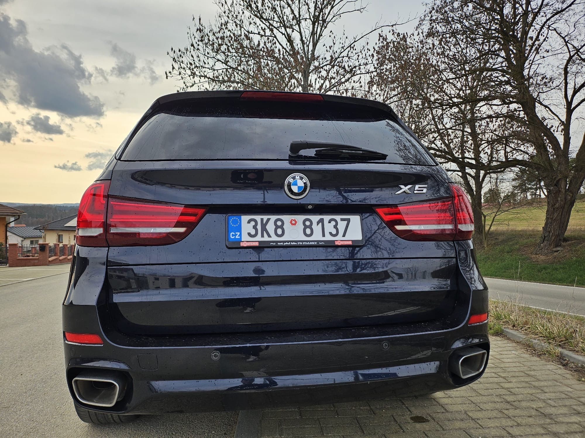 BMW X5, x-Drive 40d - fotka 5