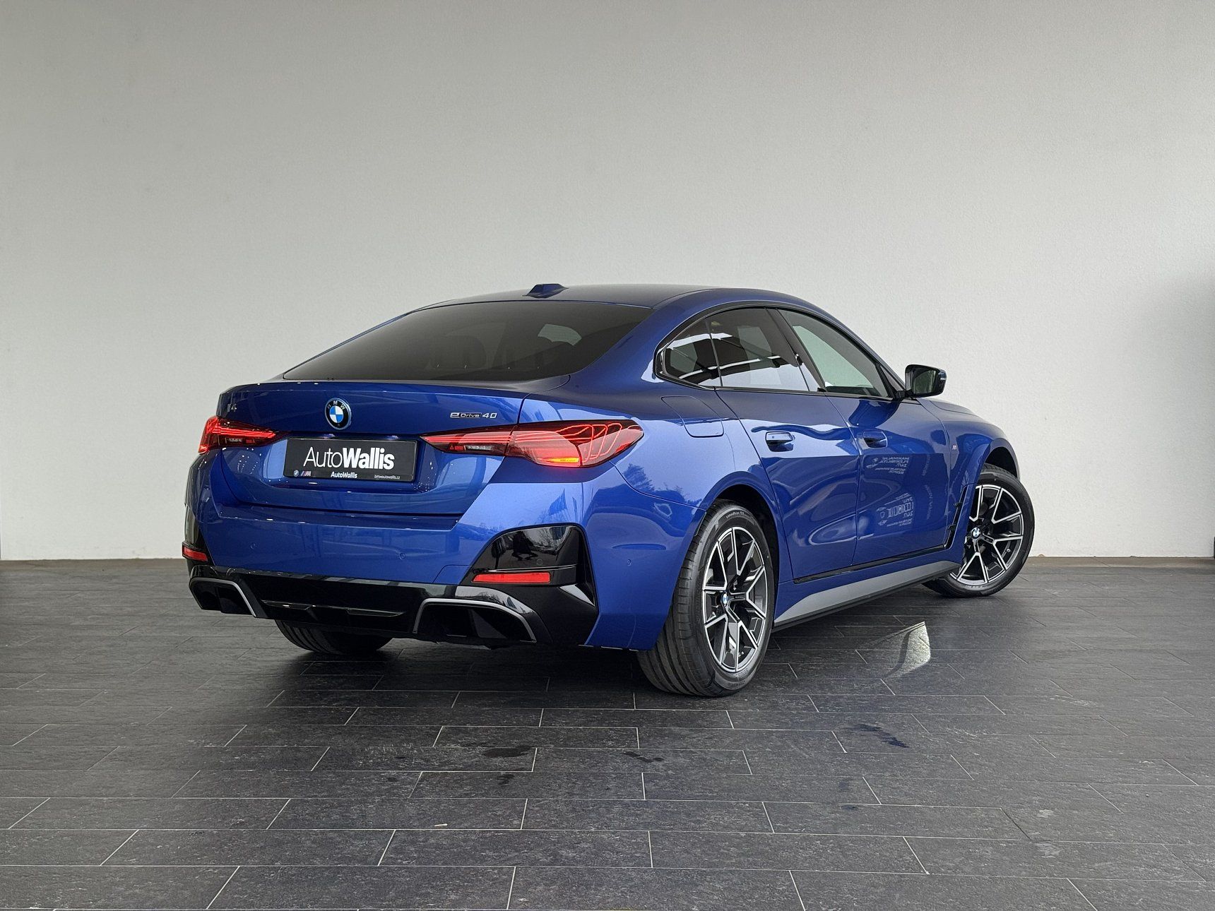 BMW i4 - fotka 2
