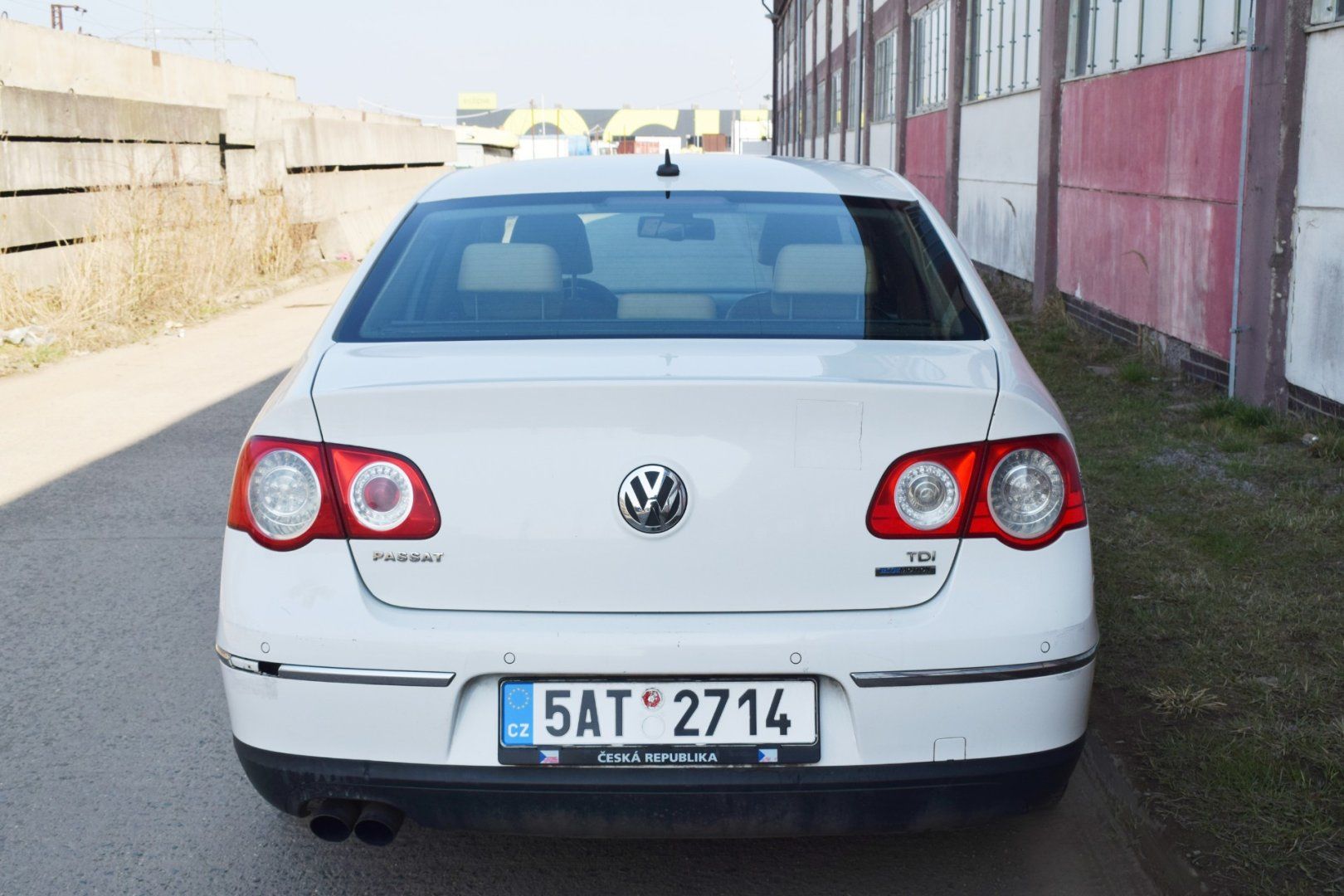 Volkswagen Passat, B6 2.0TDi/2009/KŮŽE/MANUÁL/ - fotka 5
