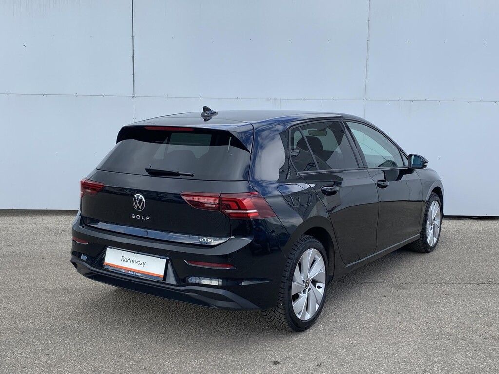 Volkswagen Golf, 1,5 e-TSI 85 kW Life DSG - fotka 2
