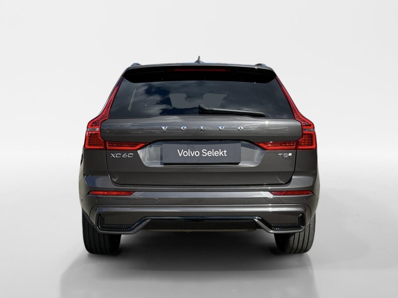 Volvo XC60, T8 AWD RECH.*ULTRA DARK + kola - fotka 6