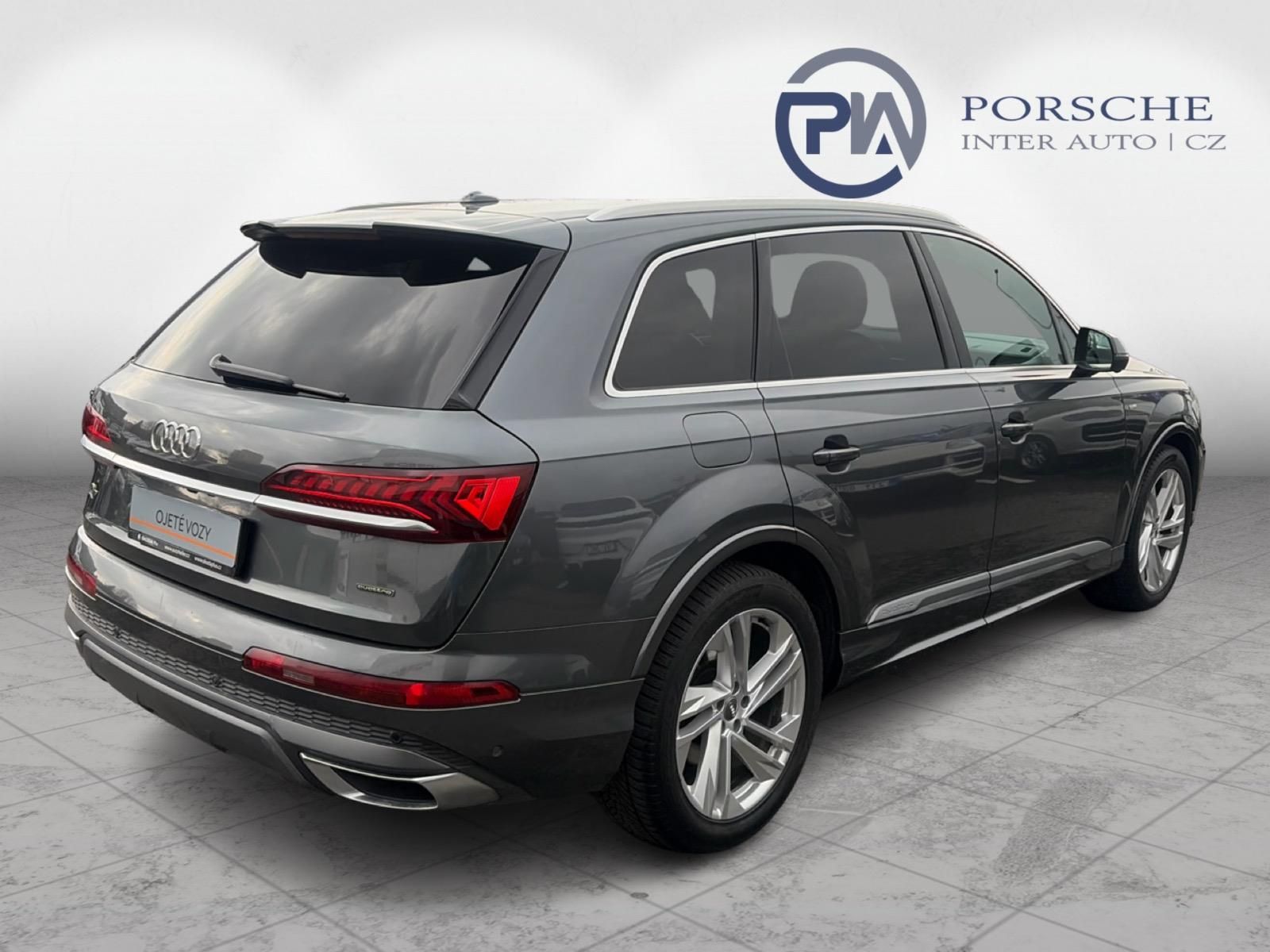 Audi Q7, 3.0TDi 170kW S-Line - fotka 2