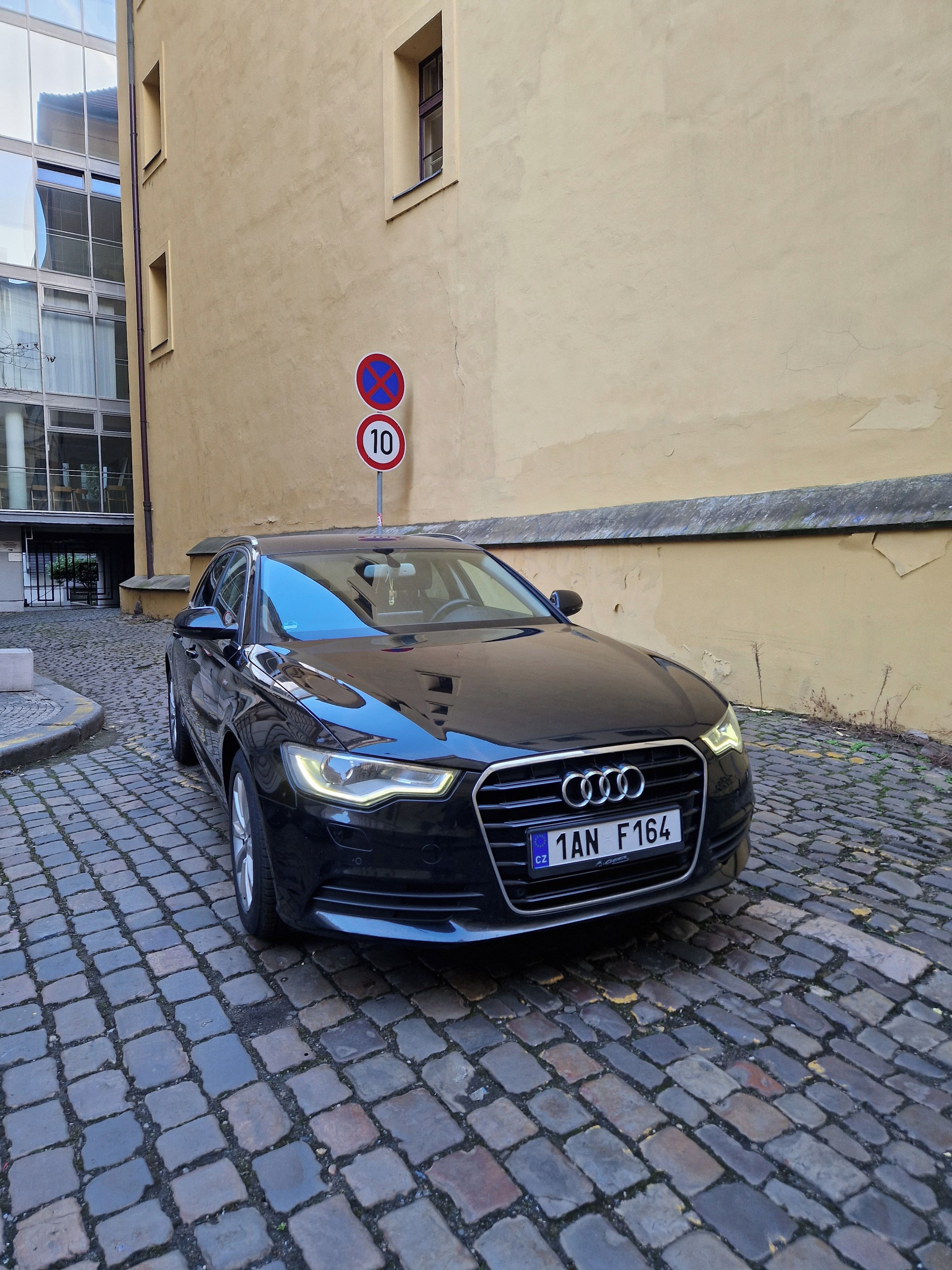 Audi A6, AUDI A6 Sline