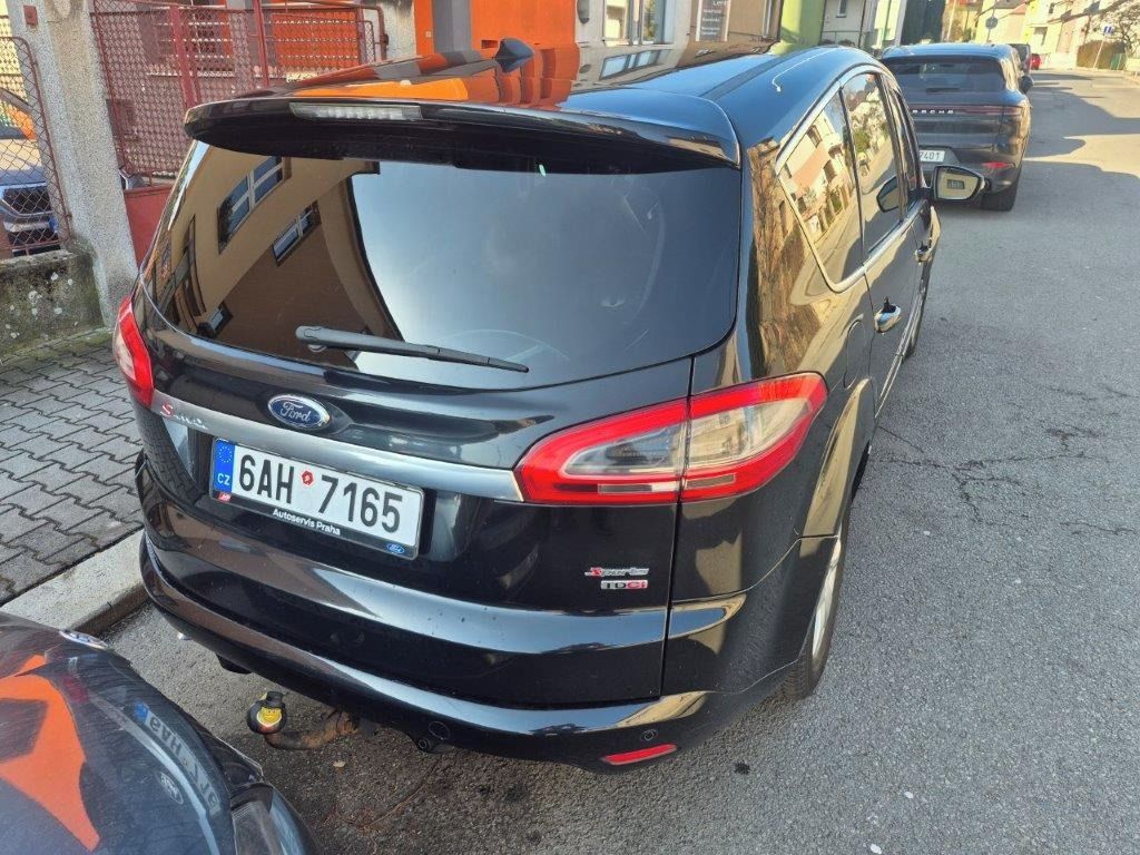 Ford S-MAX, 2,0 TDI / 120 kW Titanium - fotka 6