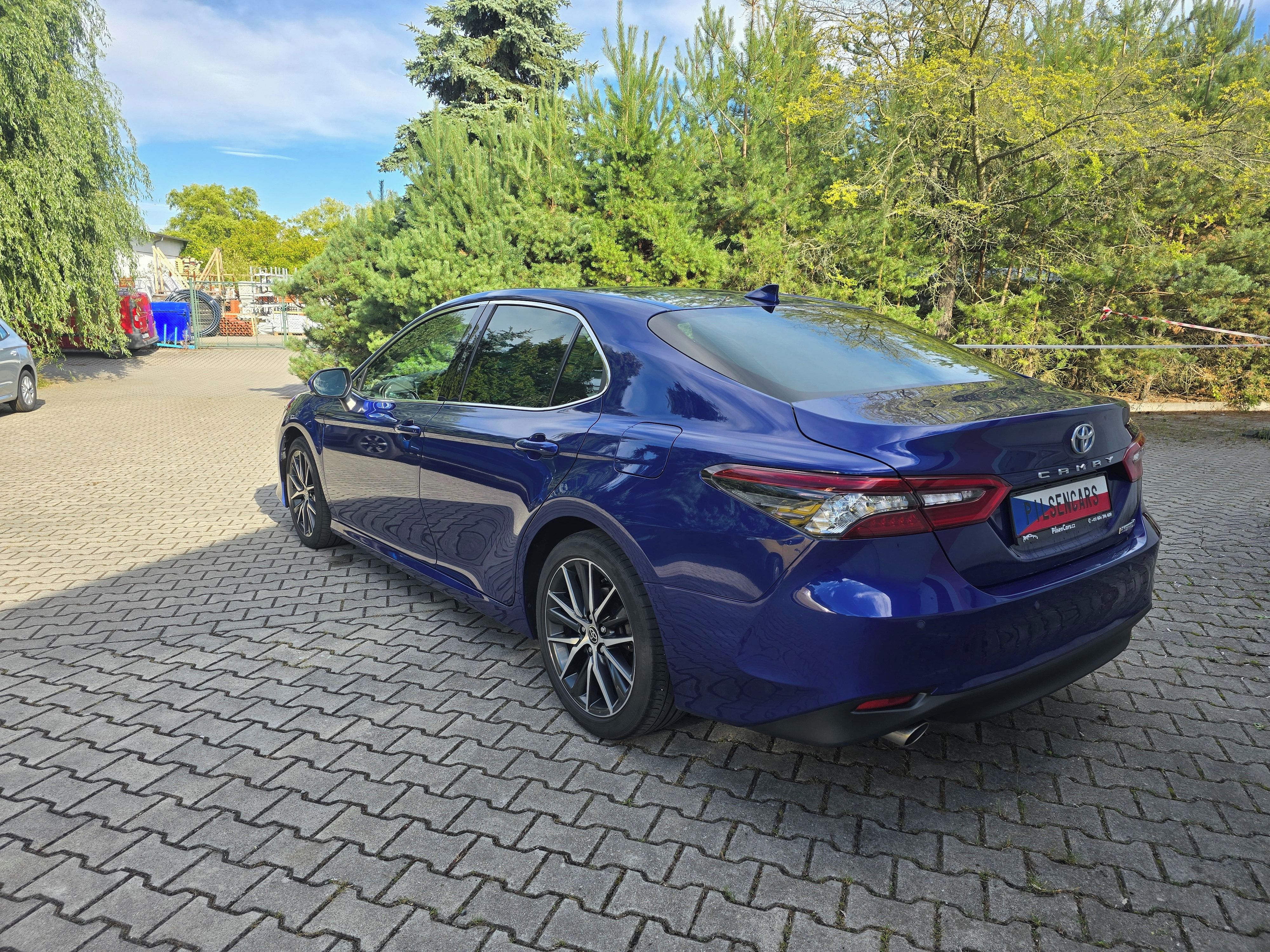 Toyota Camry, 2.5 Hybrid CVT EXECUTIVE VIP - fotka 3