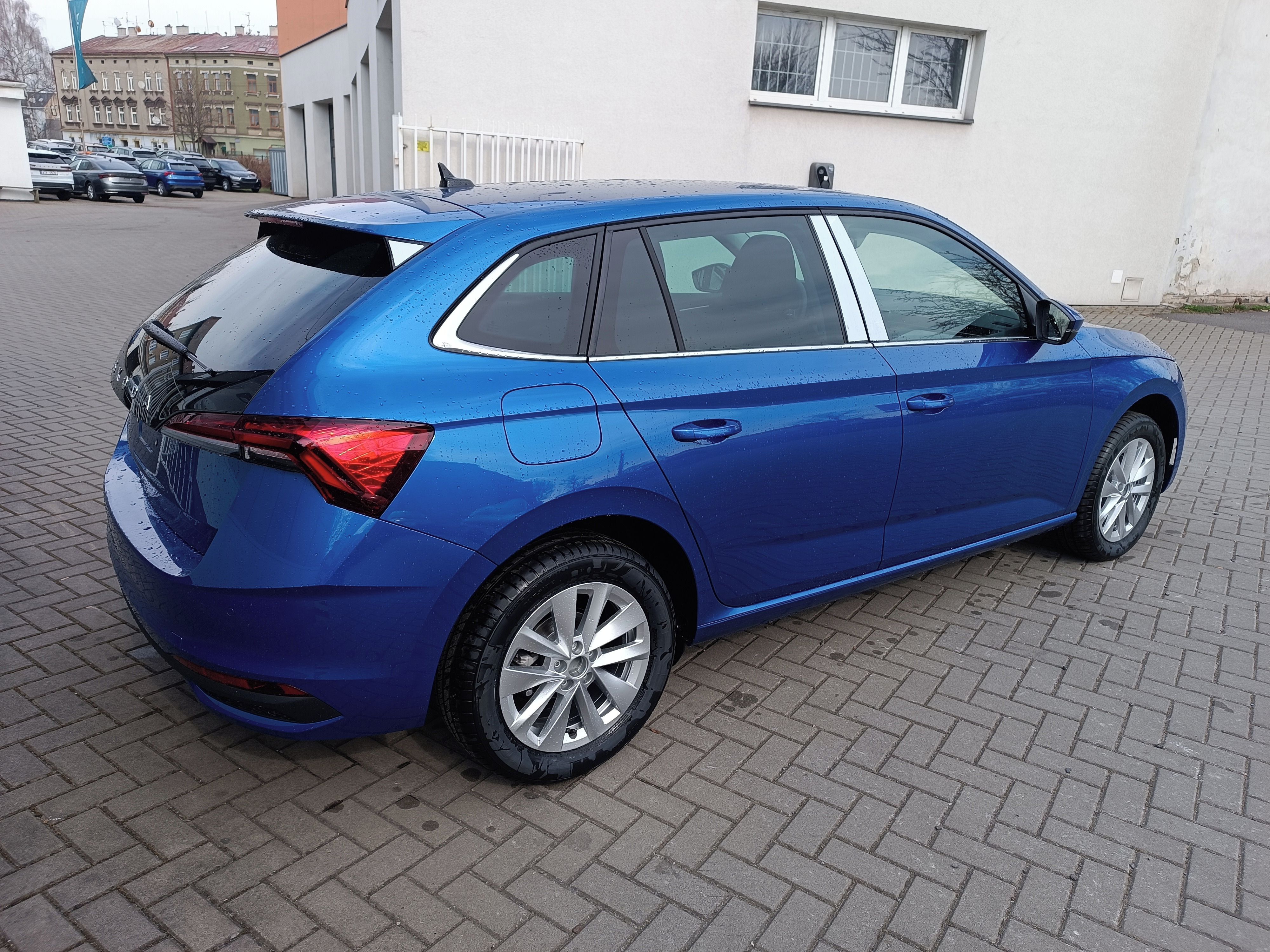 Škoda Scala, Top Select. 1,5 TSI 110kw 6man - fotka 3