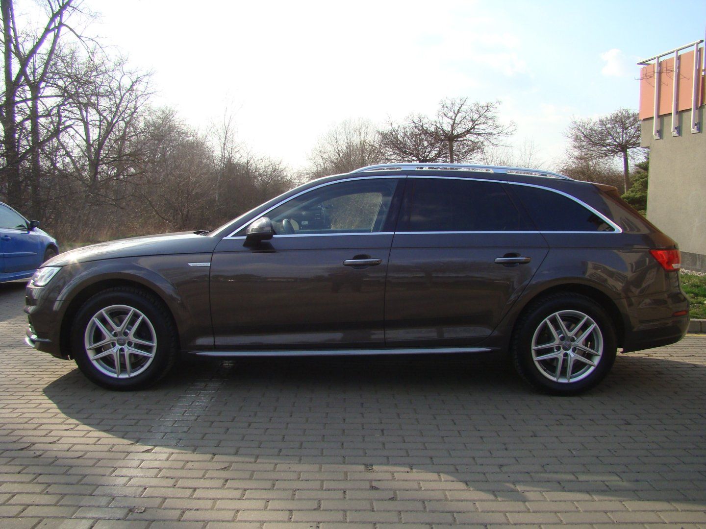Audi A4 allroad, 2.0TDi WEBASTO VIRTUAL - fotka 6
