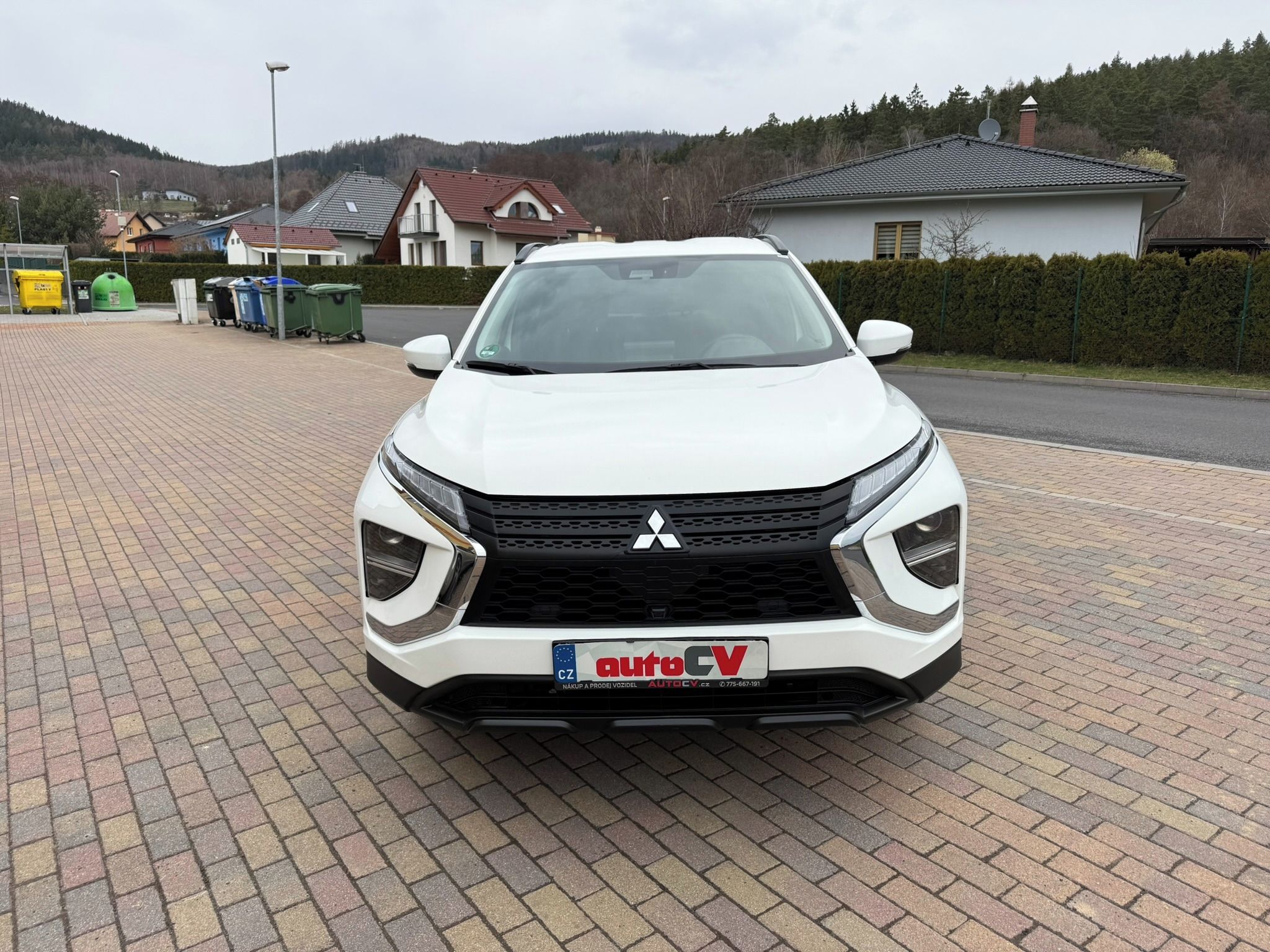 Mitsubishi Eclipse Cross, 2.4 PHEV 138kW 4x4 ZÁRUKA - fotka 4