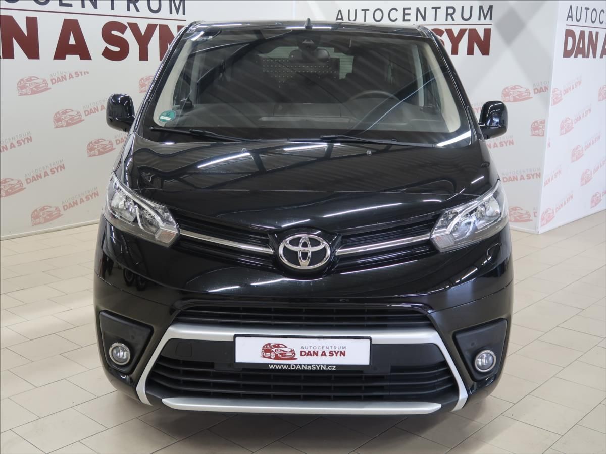 Toyota Proace Verso, 2,0 D-4D "Family" 1.maj. 7 mís - fotka 2