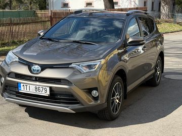 2.5 HYBRID 4x4, EXECUTIVE, ČR