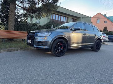 Prodám AUDI Q7 3.0 TDI S-Line