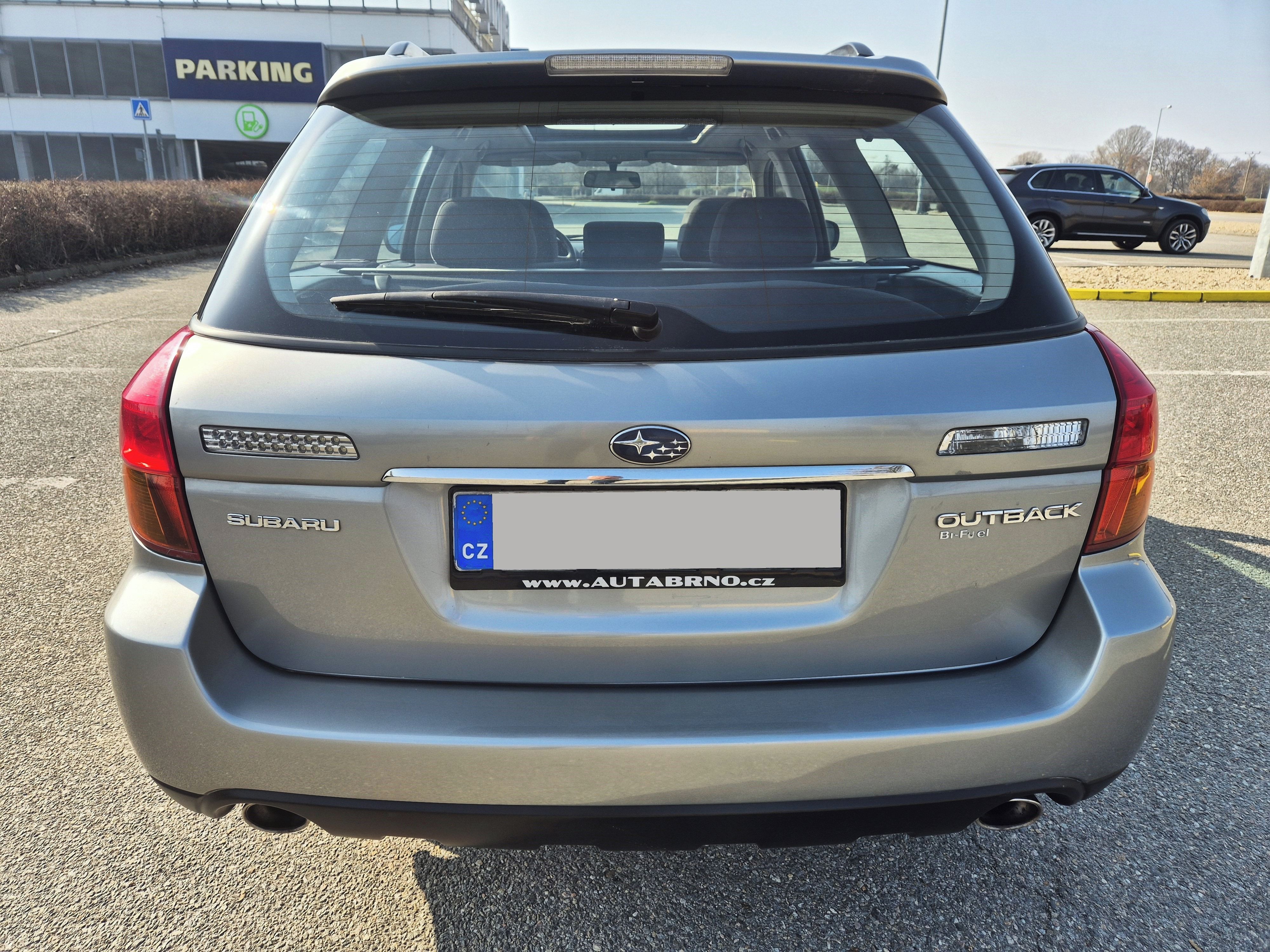 Subaru Legacy, 1 MAJITEL 2.5i LPG MANUÁL 4x4 - fotka 6